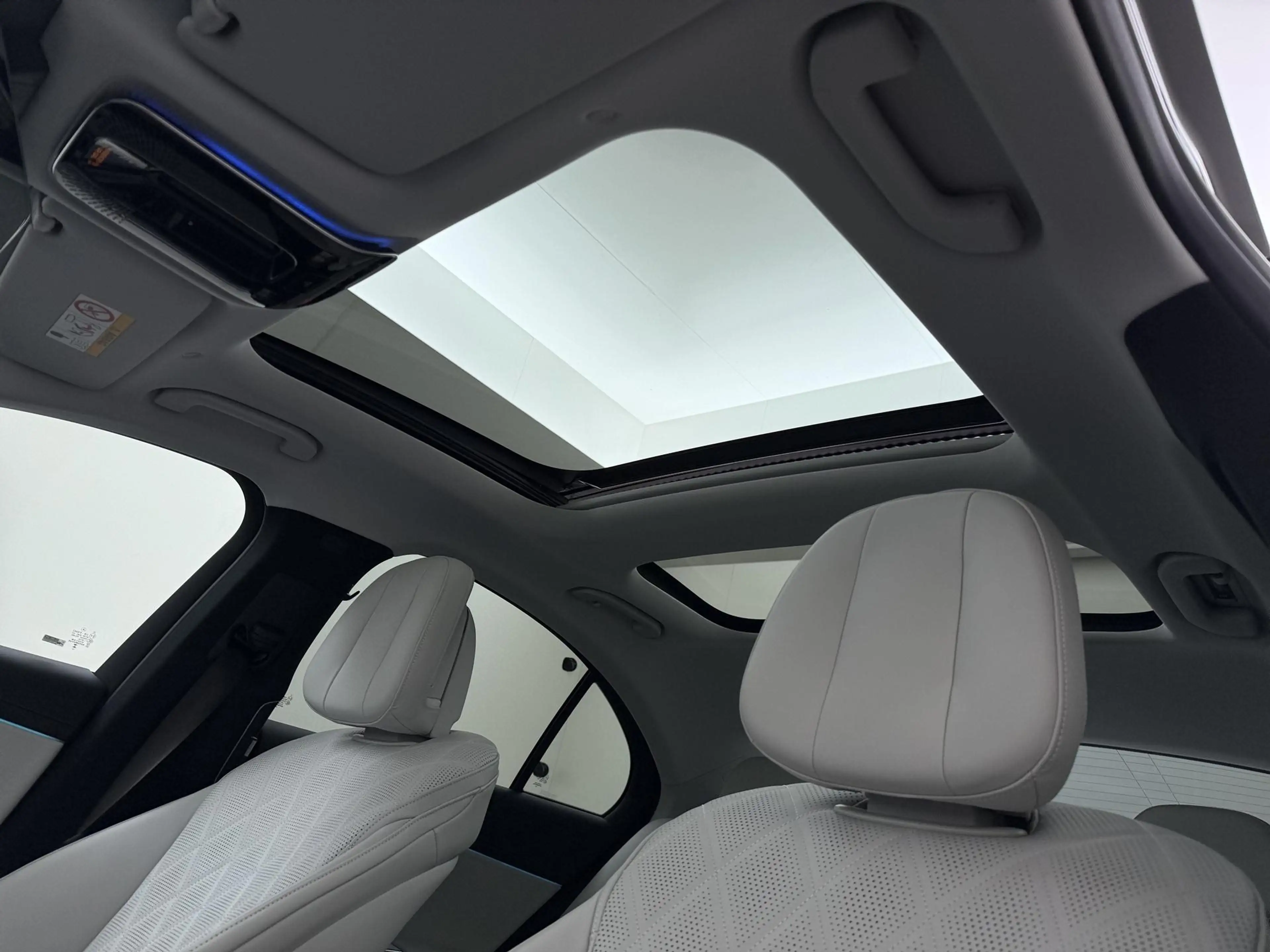 Mercedes-Benz E 450 E 4MATIC Exclusive Line | Full Options | Luchtveri — photo 6