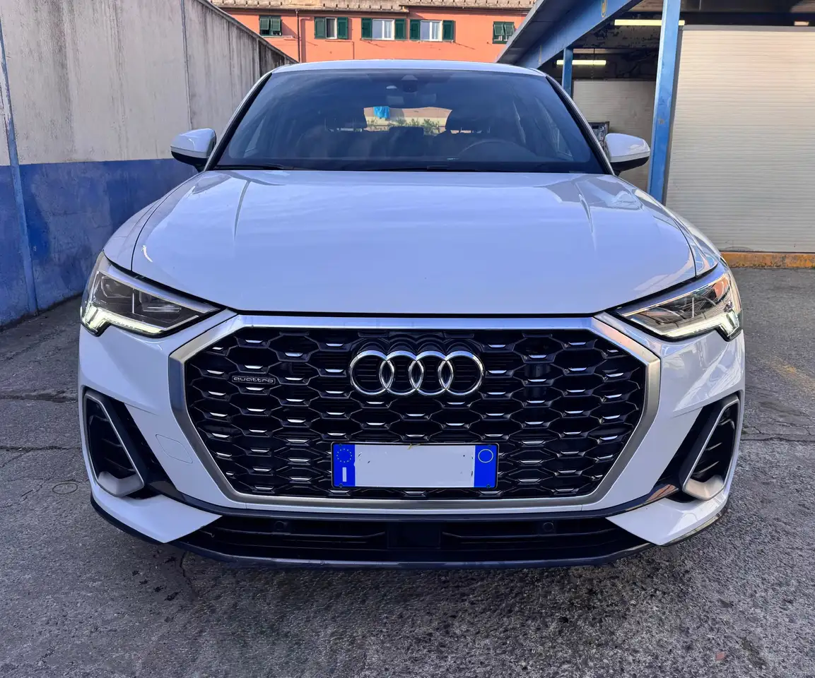 Audi Q3 Q 40 2.0 tdi S line edition quattro 200cv s-tronic 2