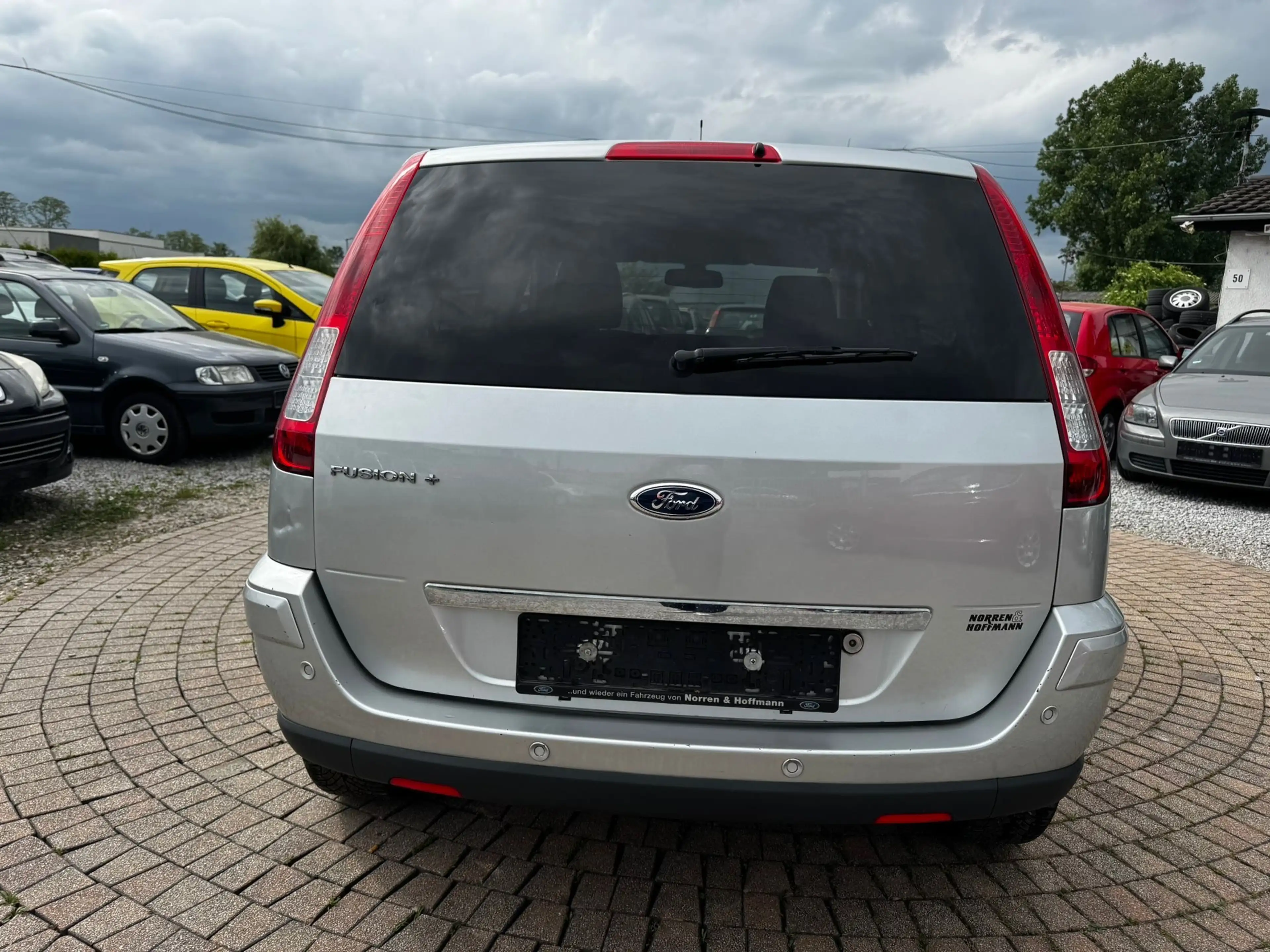 Ford Fusion Plus 1. Hand, im Guten Zustand mit wenig KM !! — photo 5