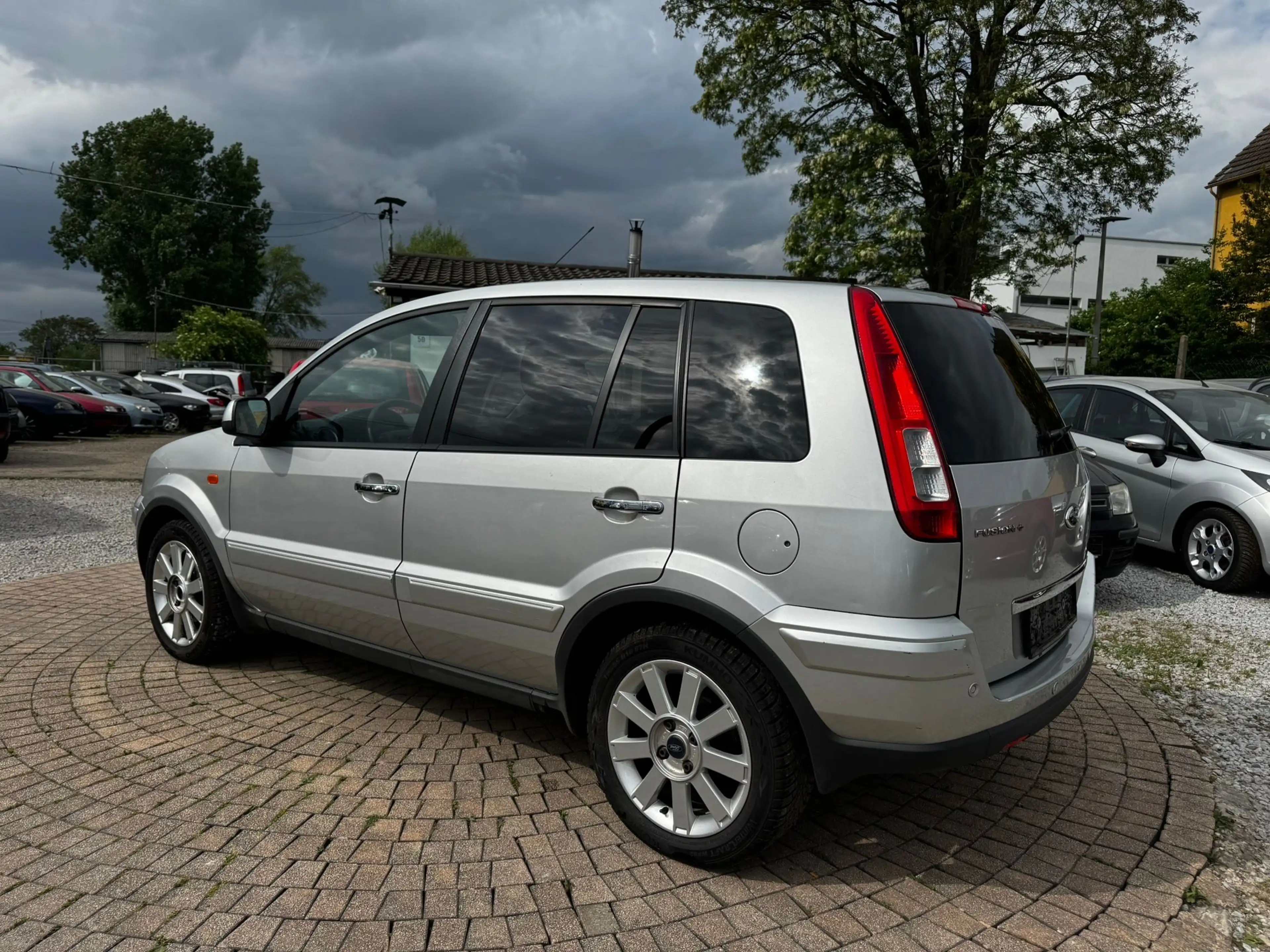 Ford Fusion Plus 1. Hand, im Guten Zustand mit wenig KM !! — photo 4