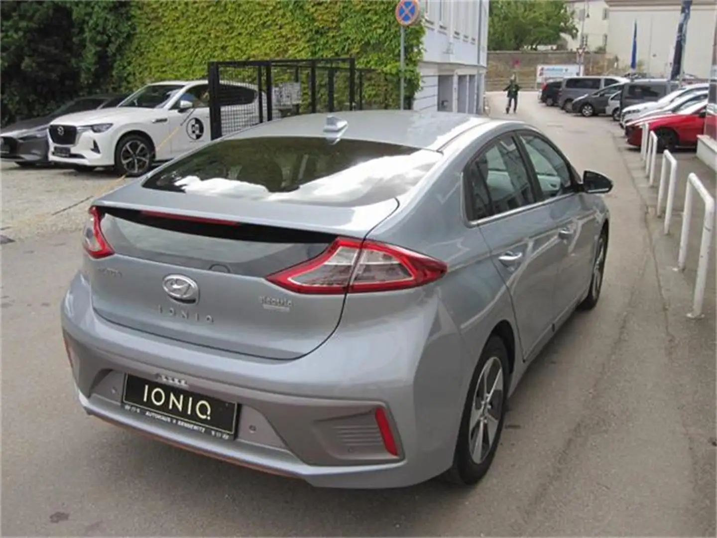 Hyundai IONIQ Ioniq Elektro 28kWh Style Szary - 2