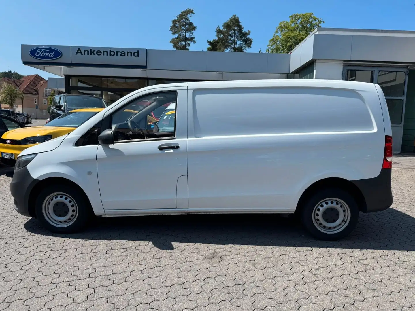 Mercedes-Benz Vito Kasten 110 CDI Kompakt * Weiß - 1