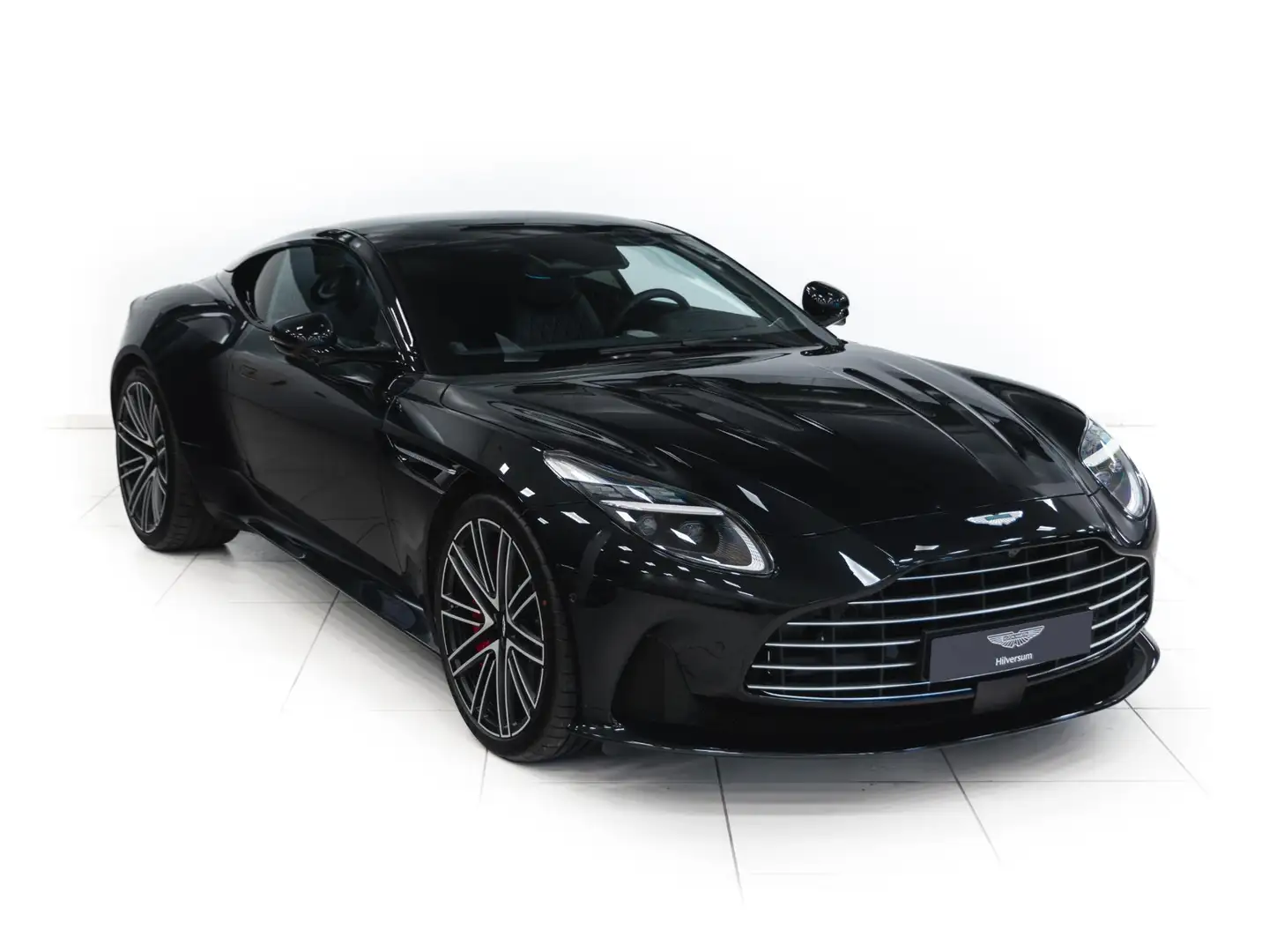 Aston Martin DB12 Coupe 2024 Schwarz - 2