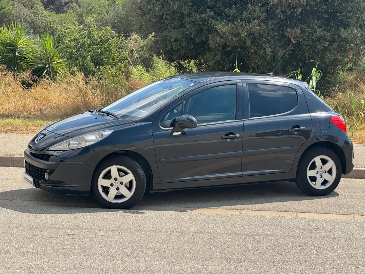 Peugeot 207 1.4HDI Sport Negro - 2