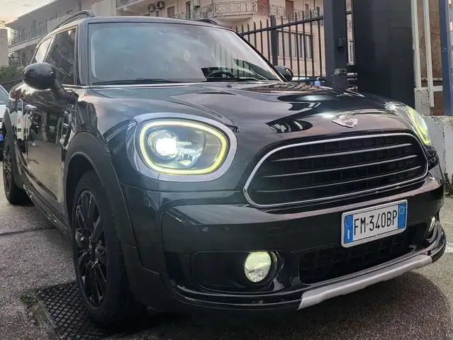 MINI Cooper D Countryman 1.6 diesel Park Lane chili pack