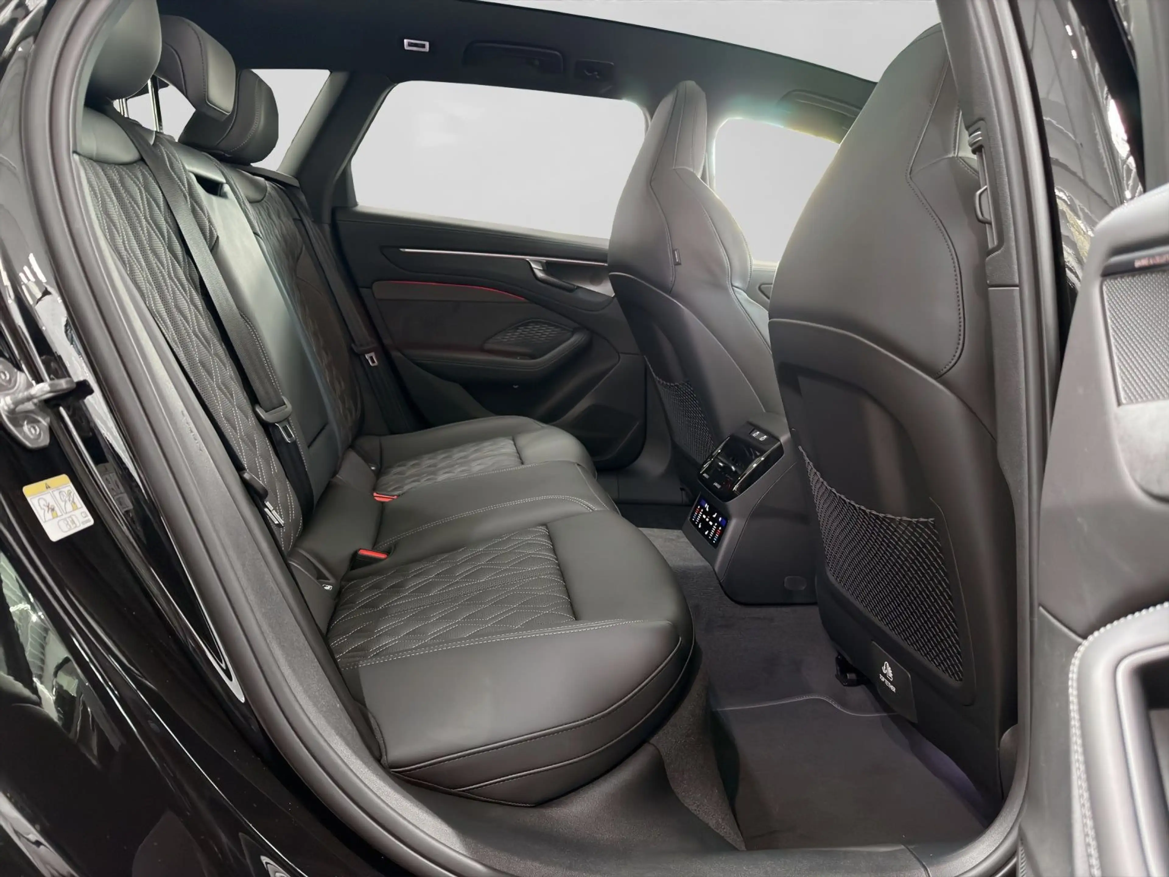 Audi A6 allroad A6 allroad e-Hybrid Q AHK B&O PANO — photo 6