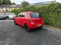 Toyota Yaris 1.3 VVTi Sol | Airco | Elekt. Ramen | LMV | 5 Deur Rood - thumbnail 4