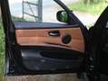 BMW 320 Touring 320 d Noir - thumbnail 2