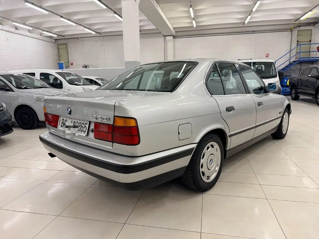 BMW 520 i 24V cat, foto 5