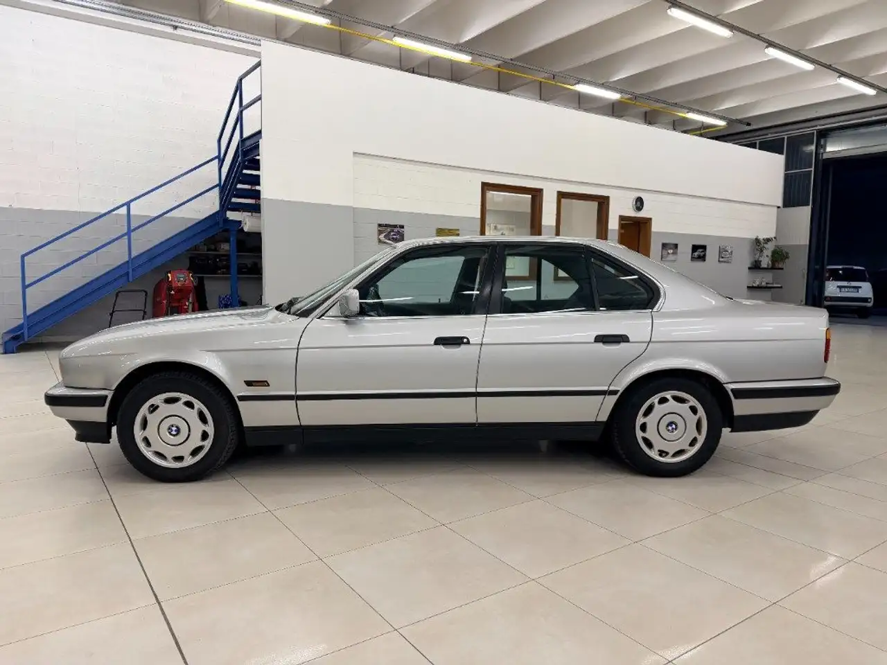 BMW 520 i 24V cat, foto 8