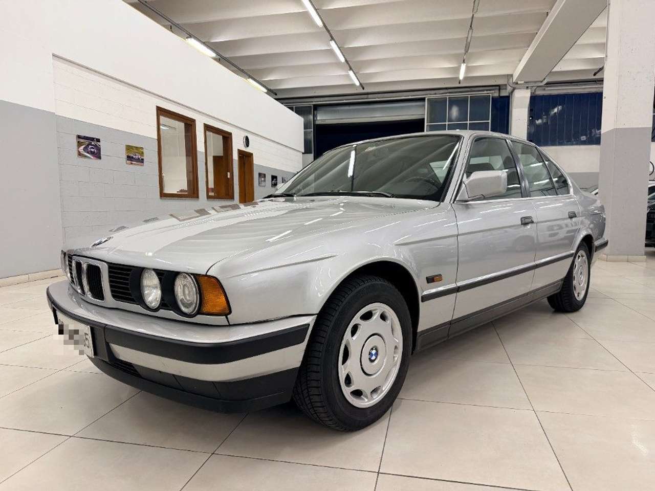 BMW 520 i 24V cat