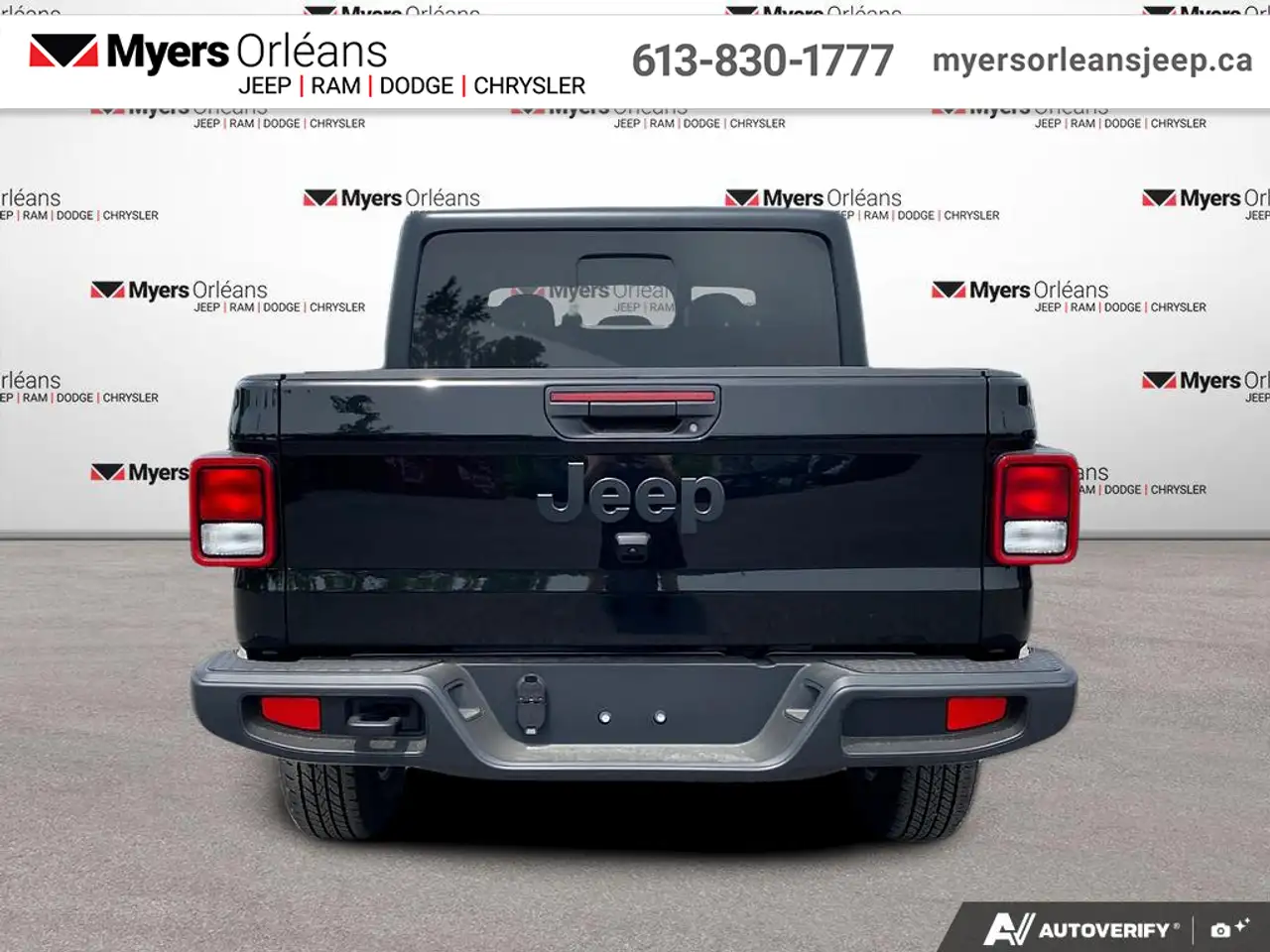 Jeep Gladiator снимка Jeep Gladiator