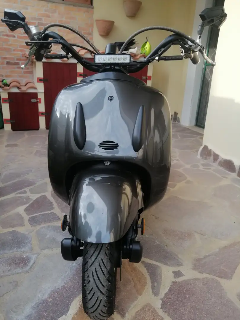 Honda Shadow 50 Marrone - 1