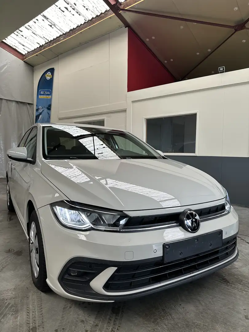 Volkswagen Polo 1.0i Trendline (EU6AP) Beige - 1