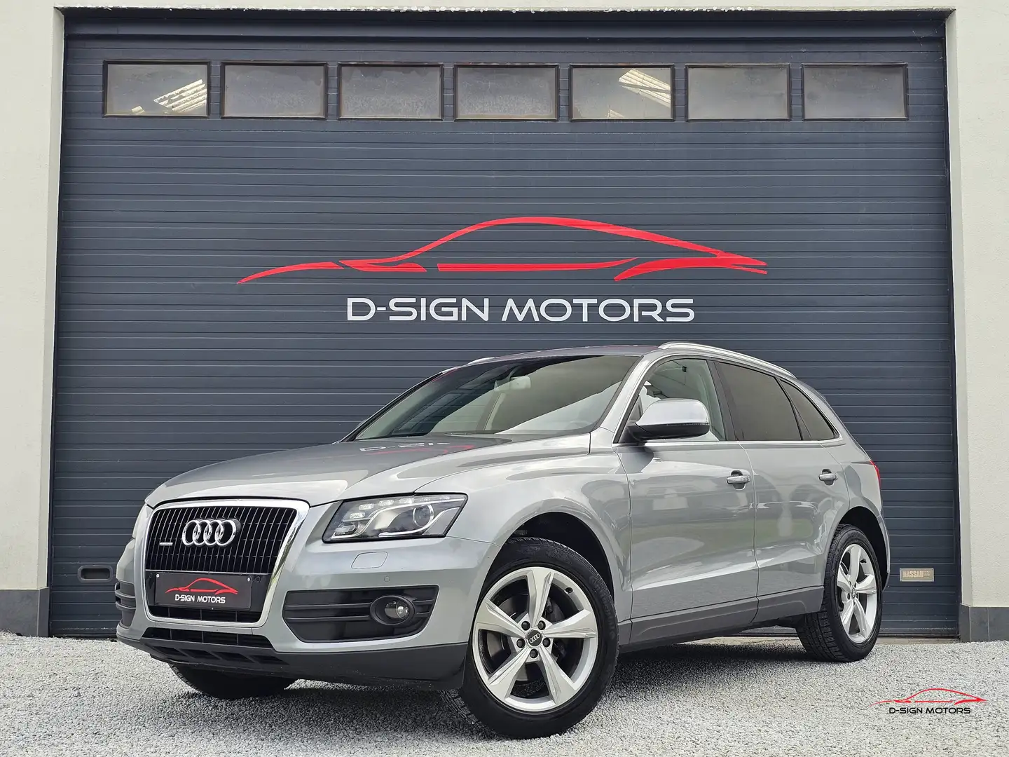 Audi Q5 2.0 TDi S TRONIC (163ch) Q 2009 190.000km EURO 6 Gris - 1