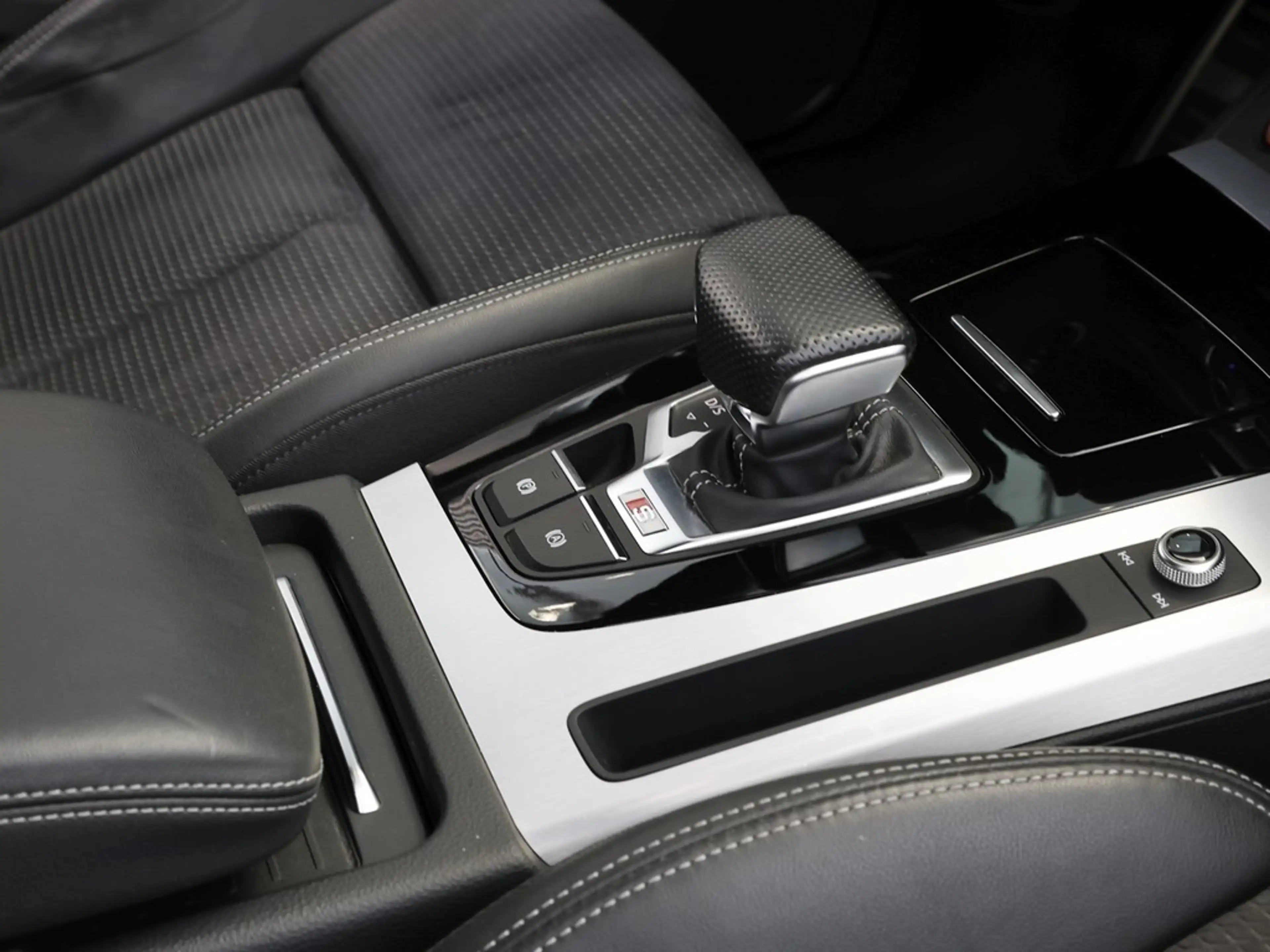 Audi SQ5 3.0 TDI Matrix ACC AHK Umgebungskamera — photo 15