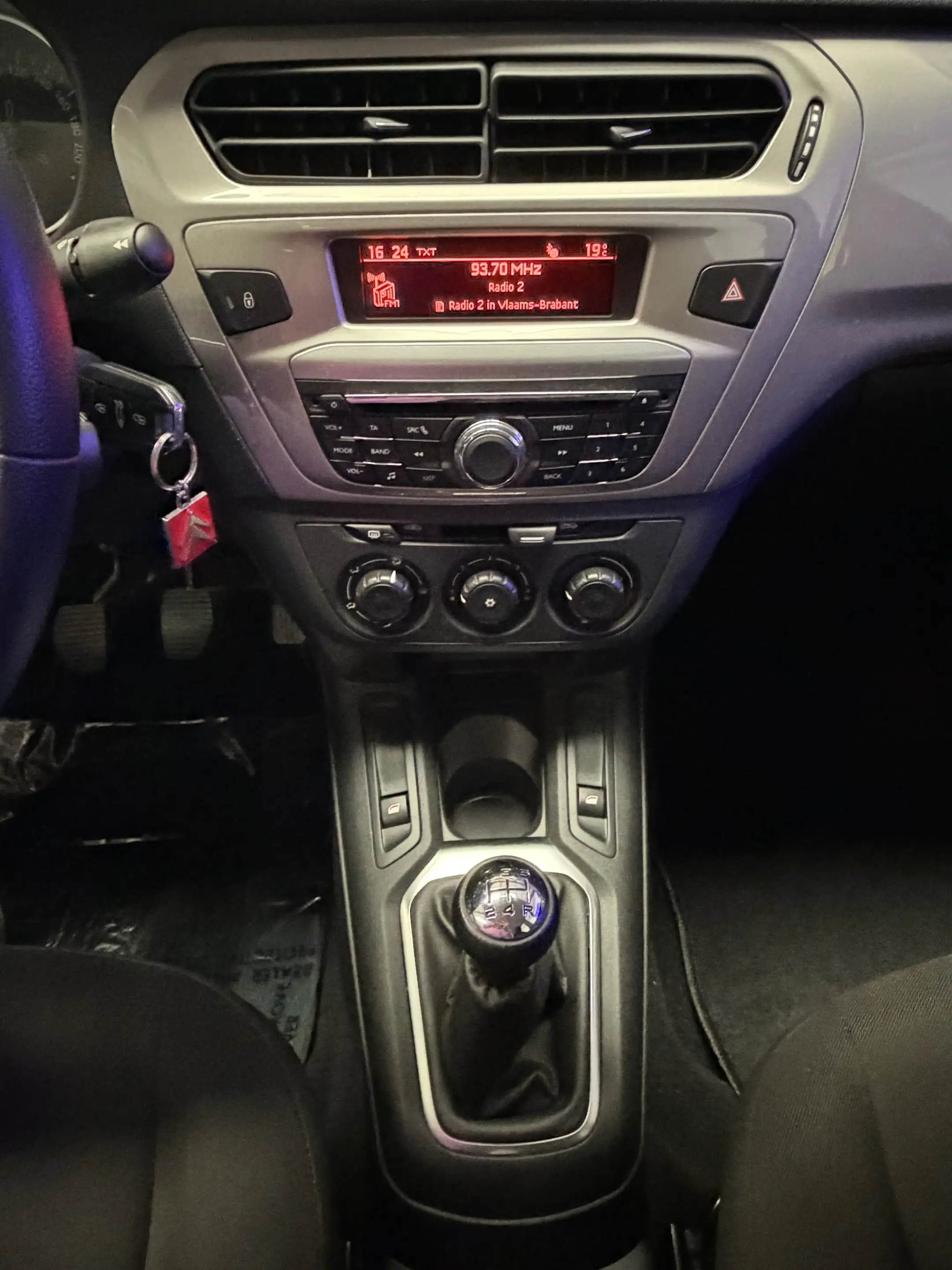 Citroen C-Elysée C-Elysee 1.2i PureTech Feel — photo 13