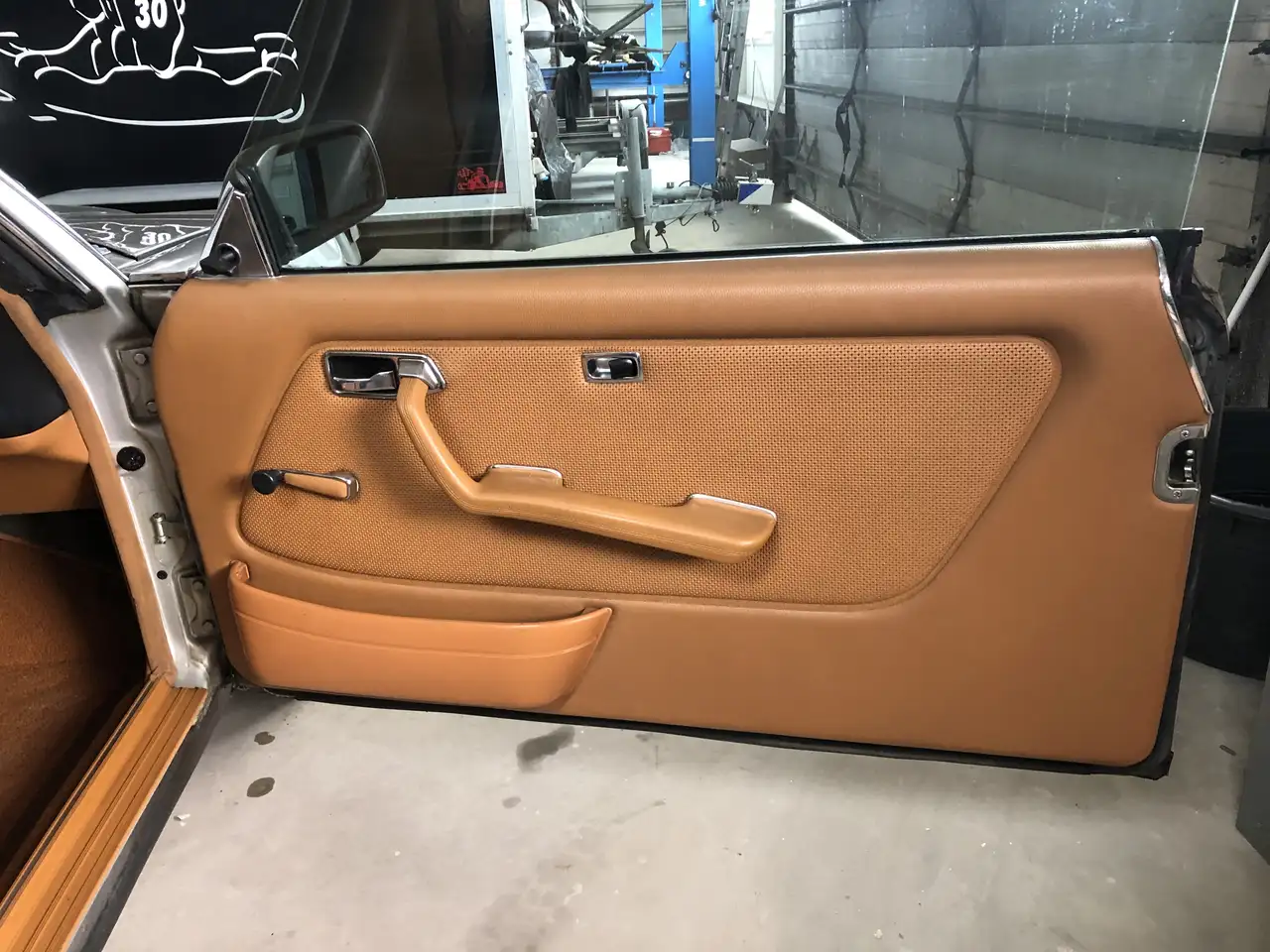 Mercedes-Benz Baureihe 123 280CE, foto 9