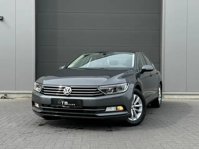 Volkswagen Passat AUTOMAAT/ADAPTIEVE CRUISE CONTROLE