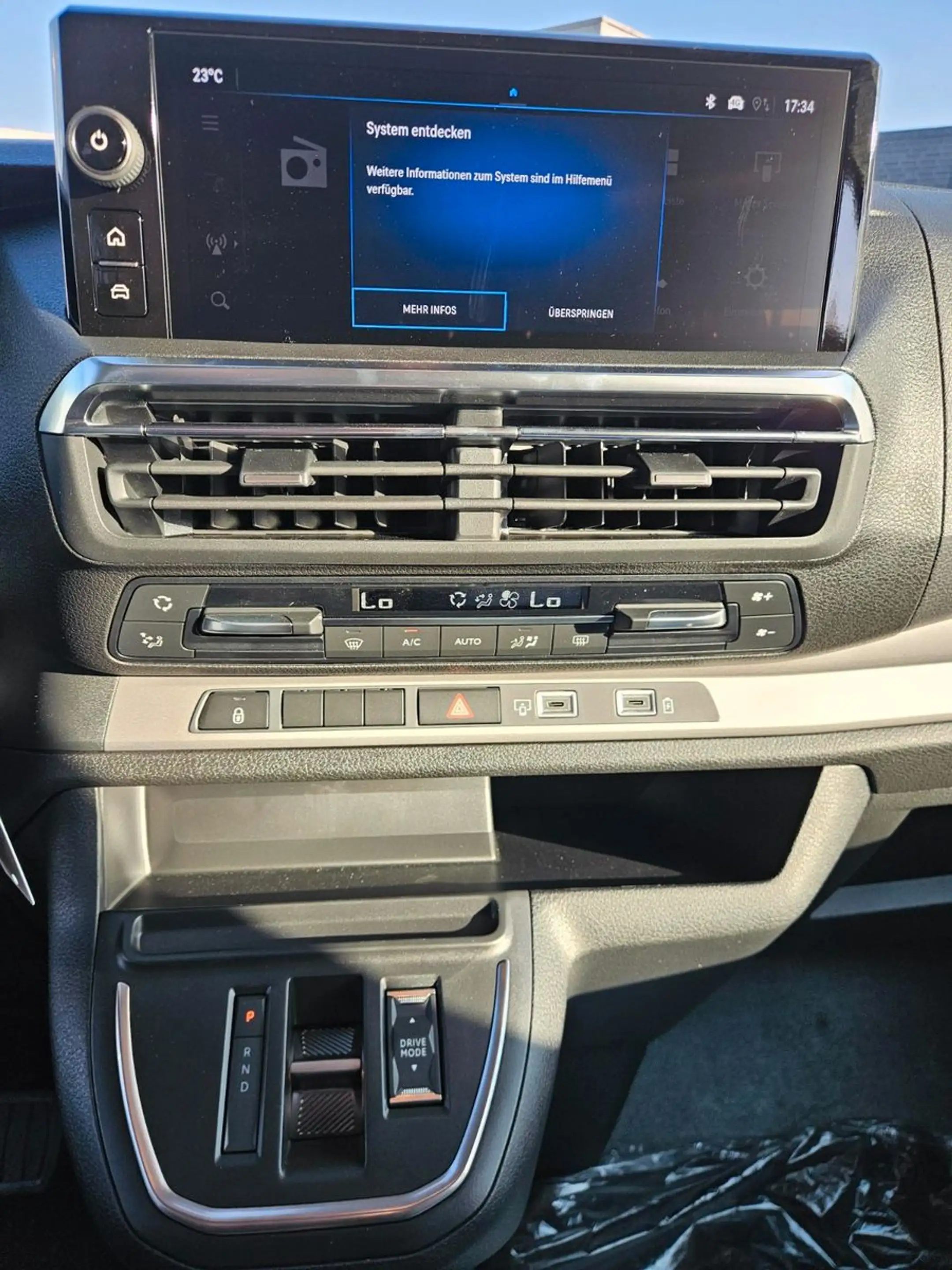 Opel Zafira Life Edition XL — photo 17