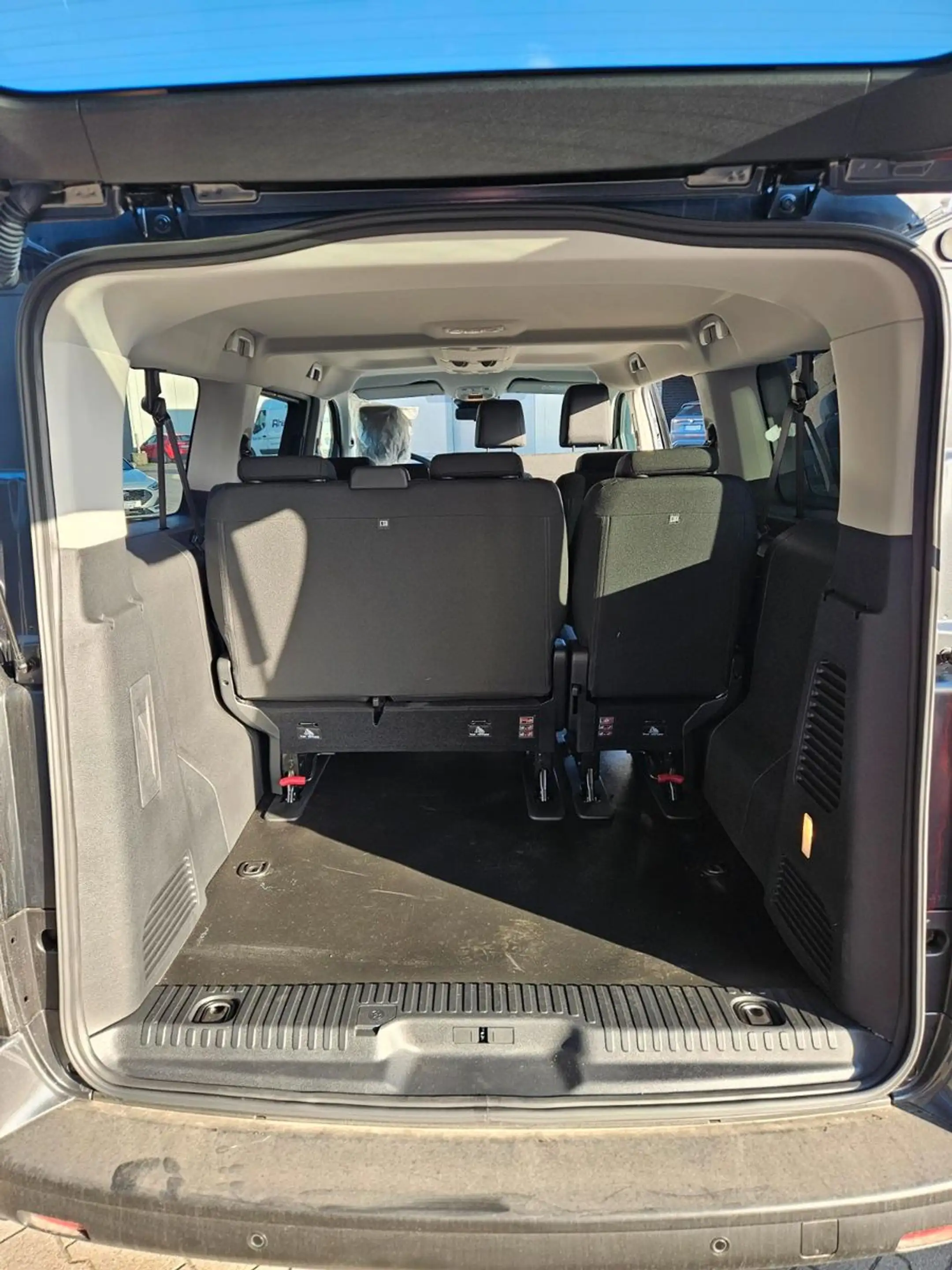 Opel Zafira Life Edition XL — photo 9
