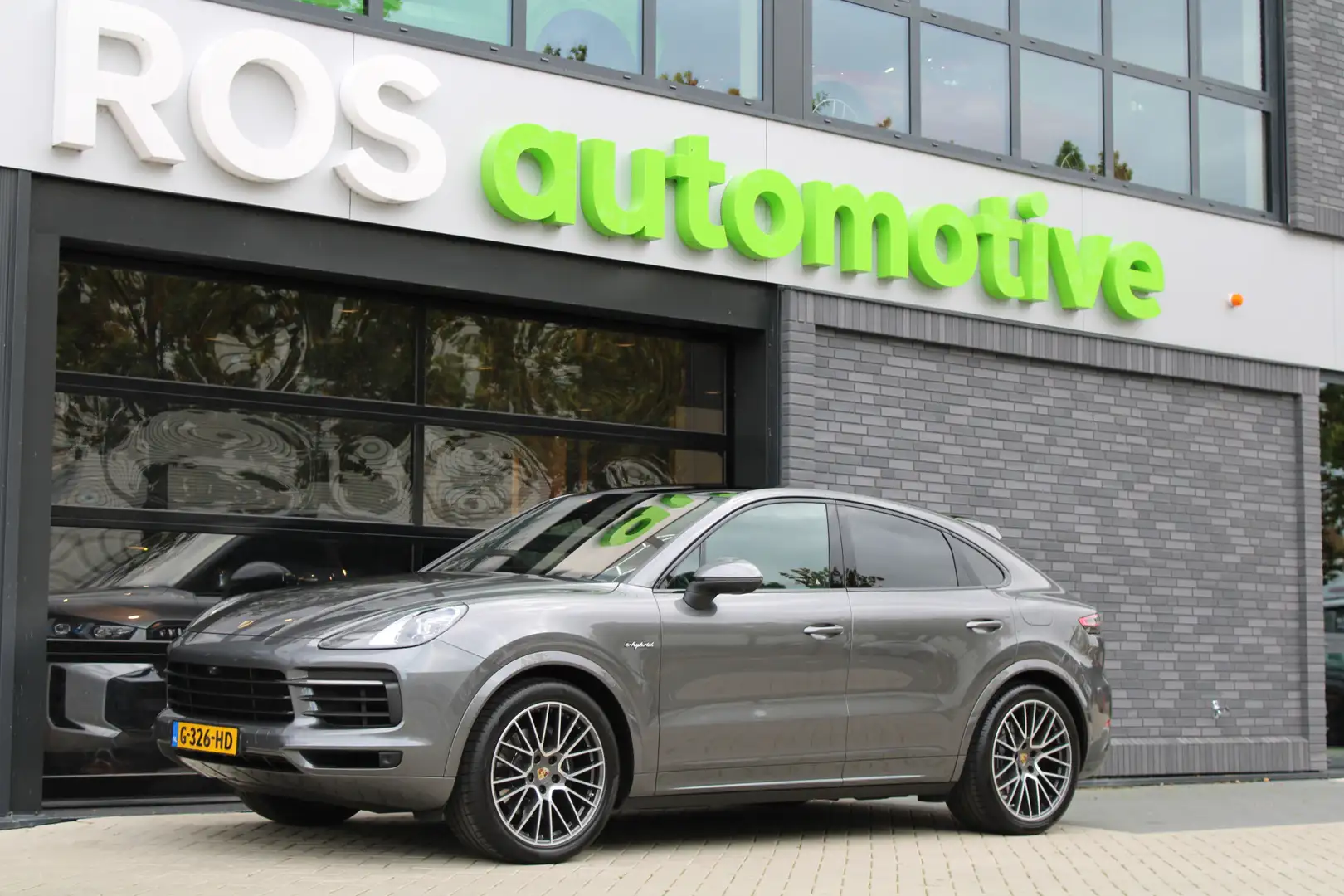 Porsche Cayenne Coupé 3.0 E-Hybrid | NAP | MEMORY | 360 | PANO | S Grijs - 1