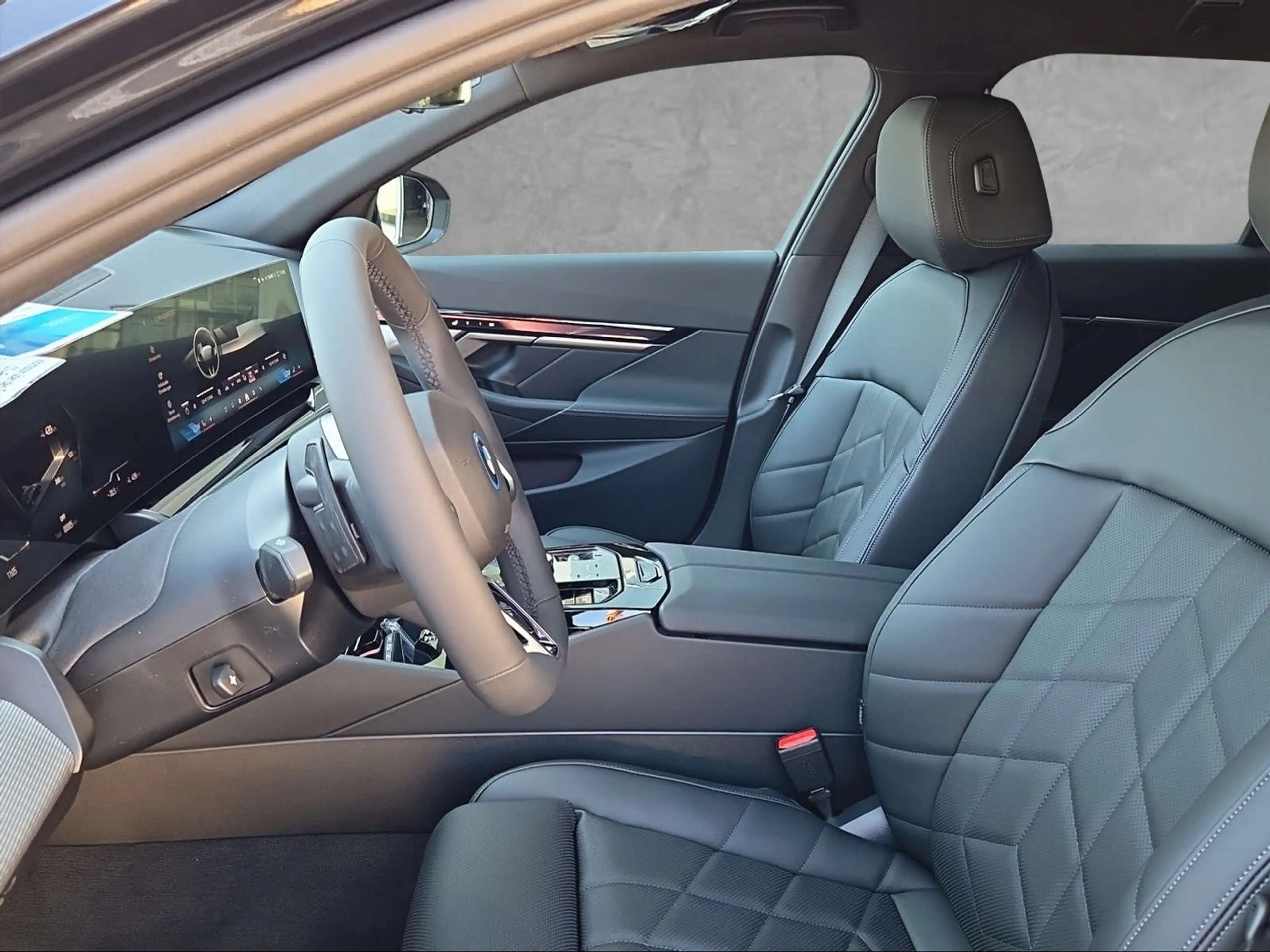 BMW i5 xDrive40 Touring / M Sportpaket / UPE 93.840€ — photo 9