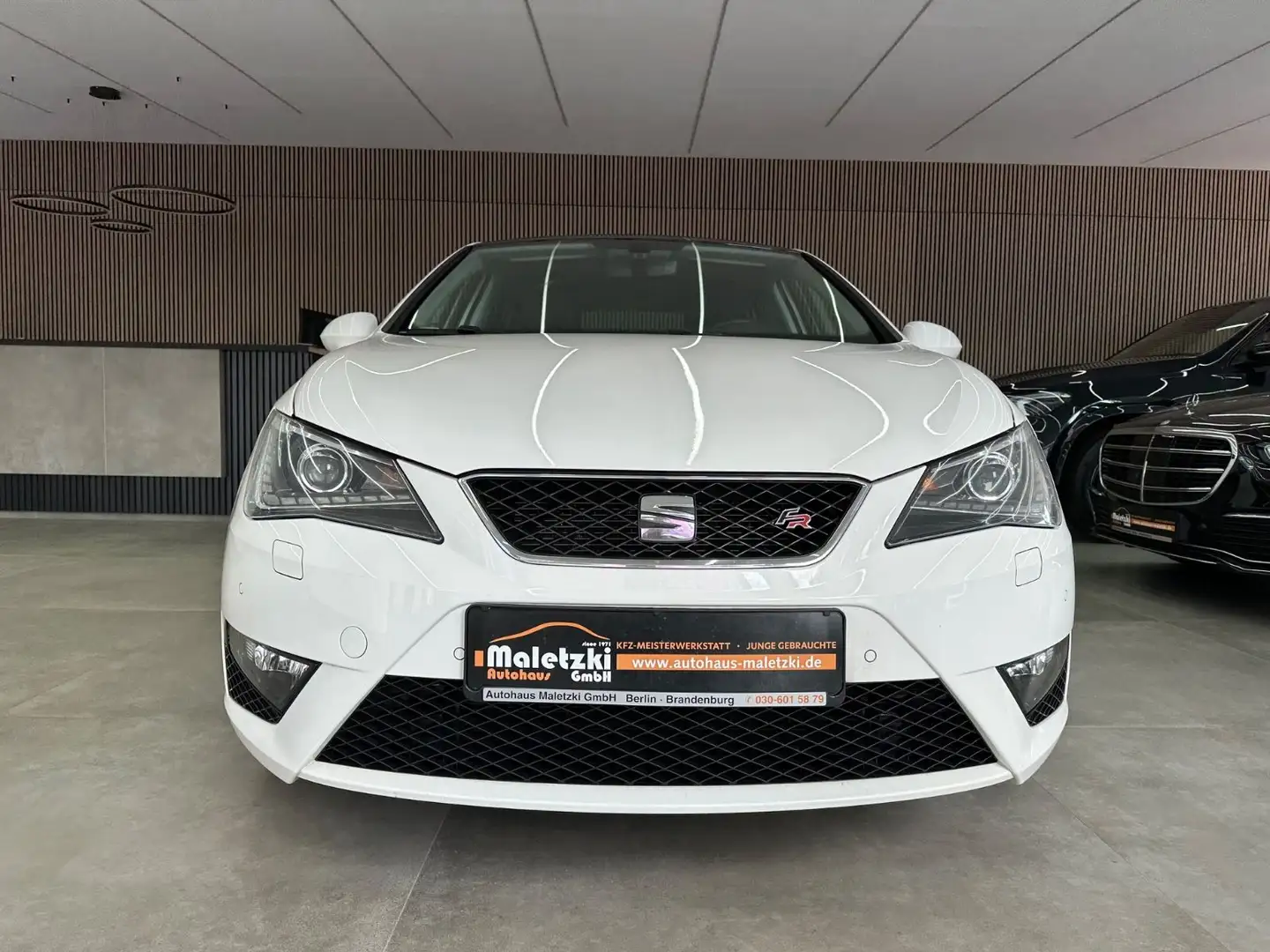 SEAT Ibiza 1.0 TSI FR*Navi*Bi-Xenon*PDC*SHZ*Panorama* Weiß - 2