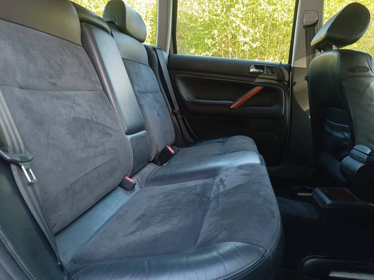 Volkswagen Passat Variant 1.8T 20v Highline GancioTraino 147800Km, foto 12