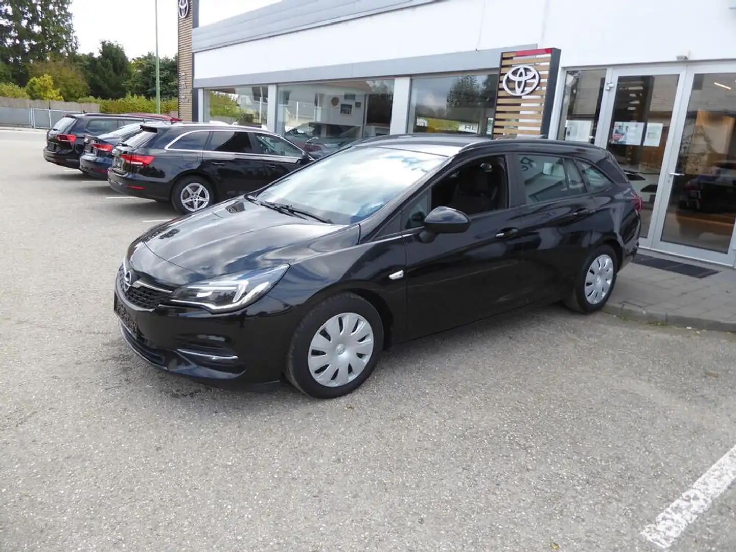 Opel Astra Sports Tourer 1,5D *NAVI*KAMERA*PDC* Schwarz - 2