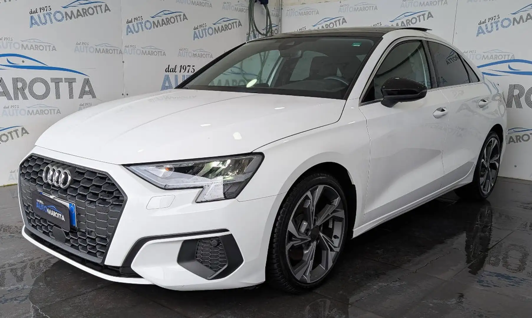 Audi A3 SEDAN 35 2.0 tdi Edition One s-tronic TETTO! Bianco - 1