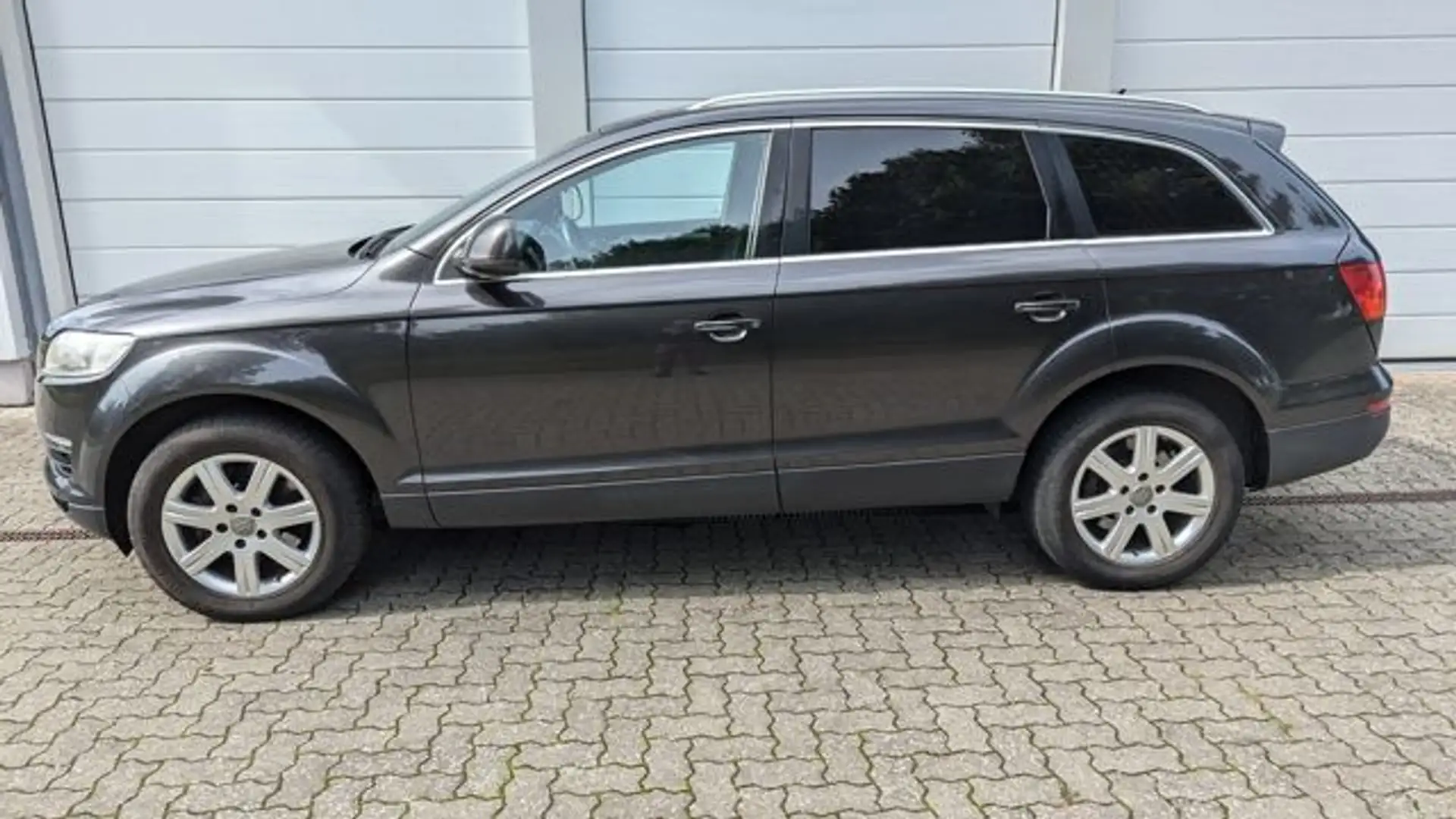 Audi Q7 4.2 FSI quattro*Hat nicht volle Leistung* Gris - 2