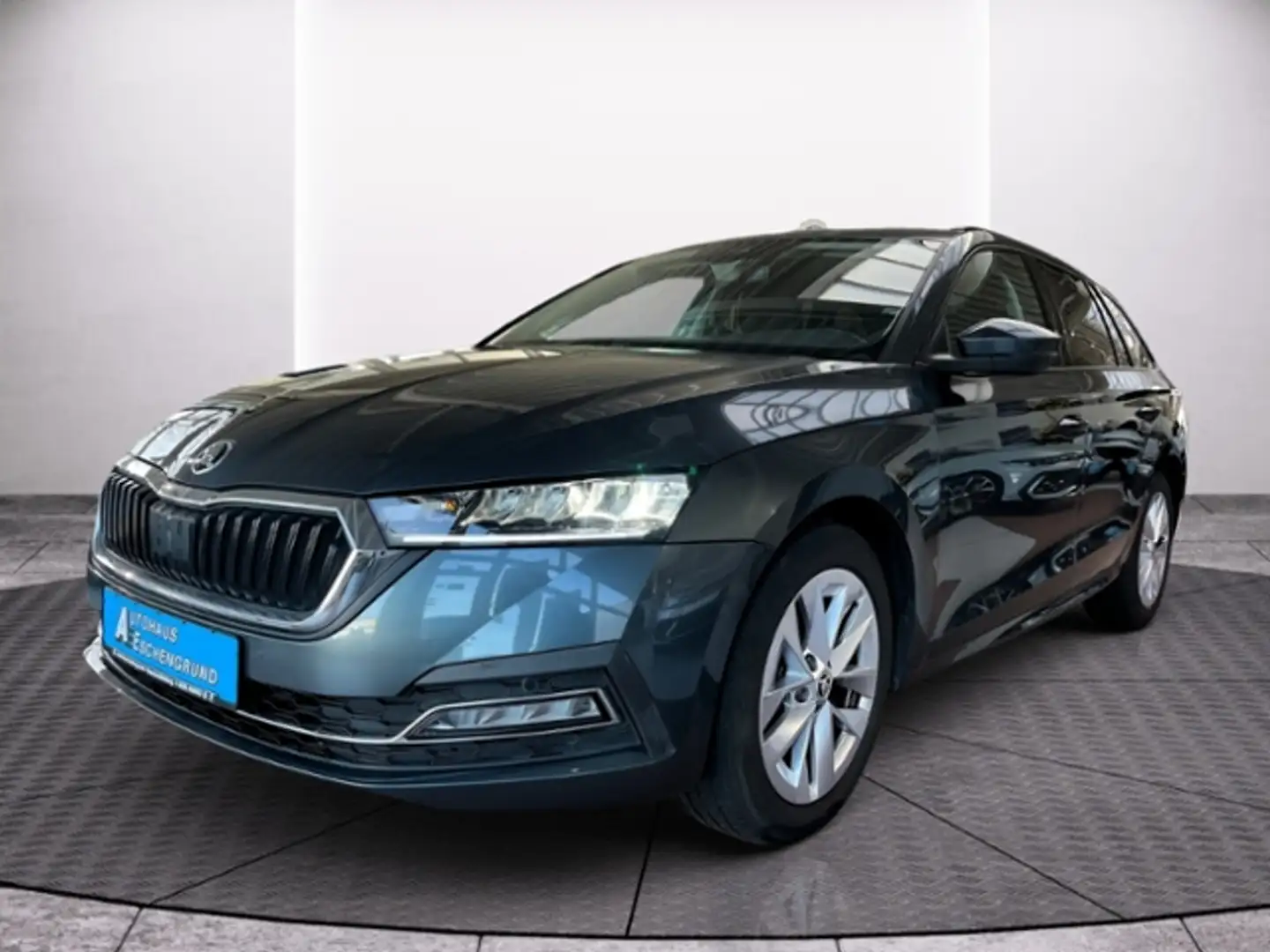 Skoda Octavia Combi 1.5 TSI STYLE NAVI LED GRA KESSY Grau - 2