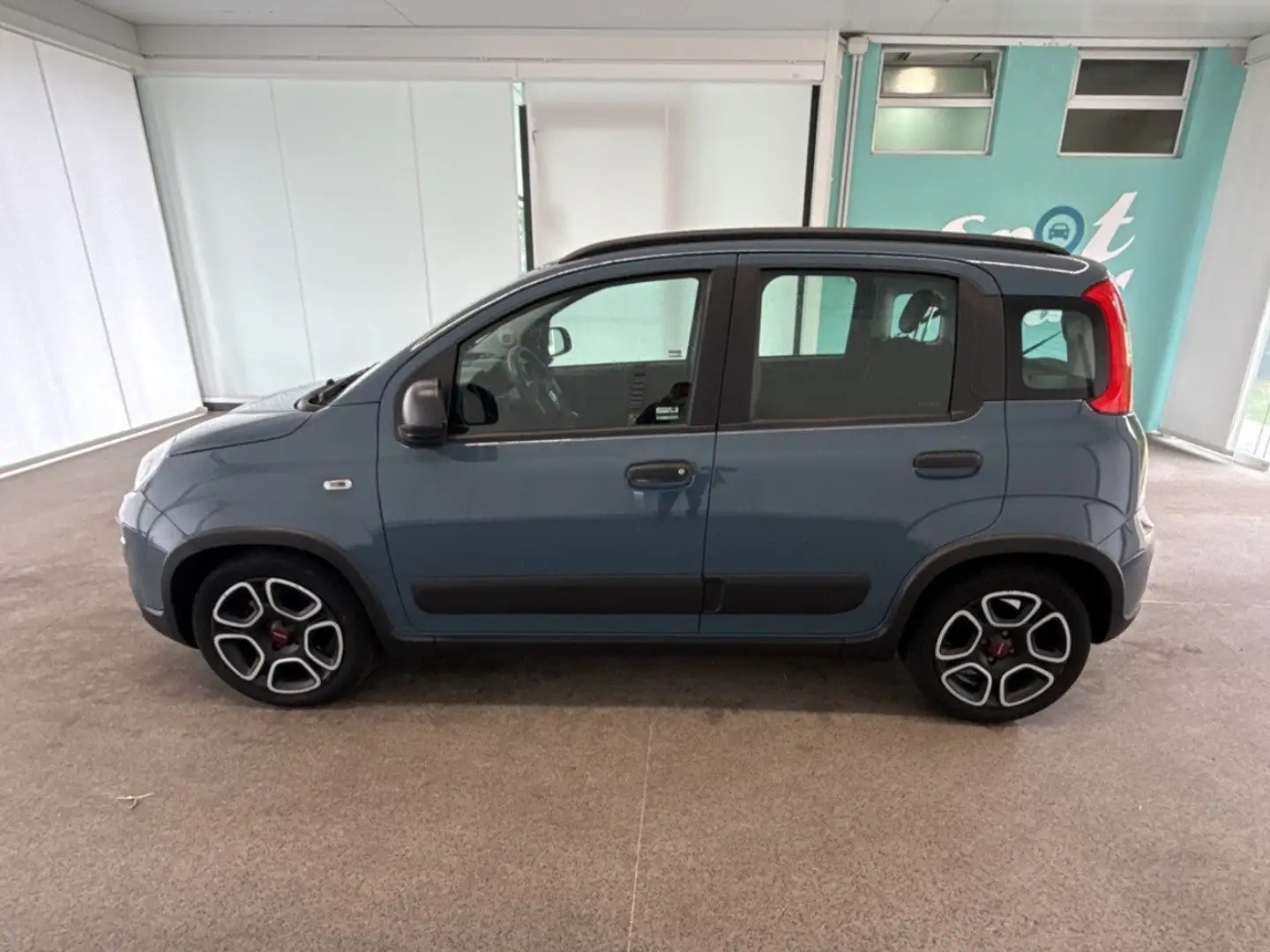 Fiat Panda 1.0 FireFly 70cv S&S Hybrid City Life Blau - 2