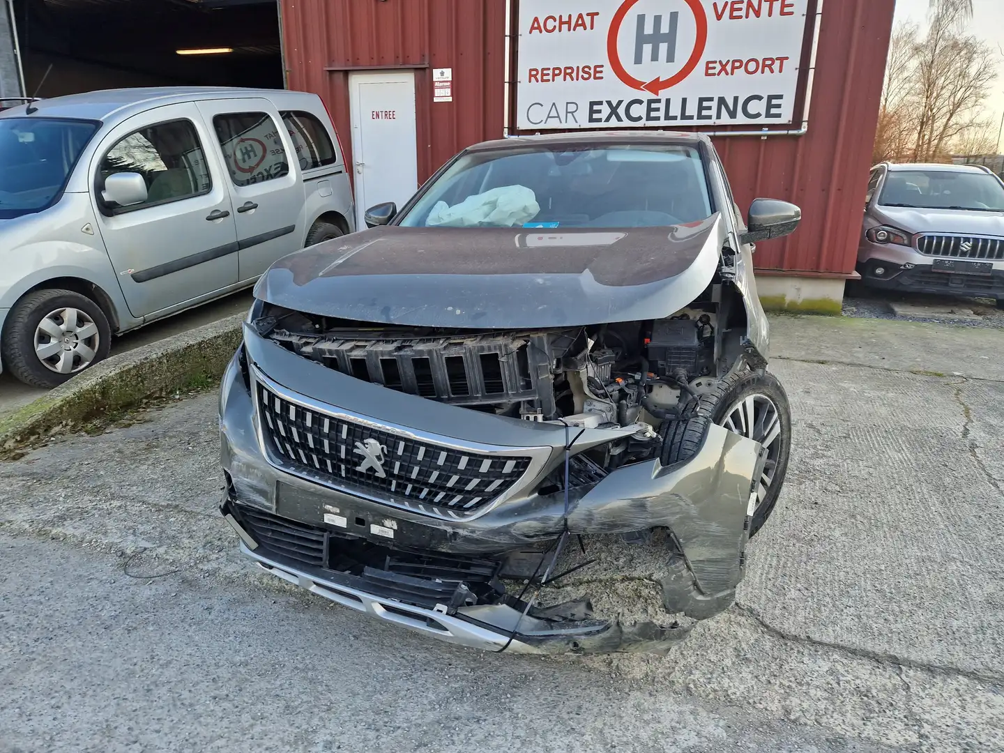 Peugeot 3008 1.2 PureTech Allure (EU6.2) Gris - 2