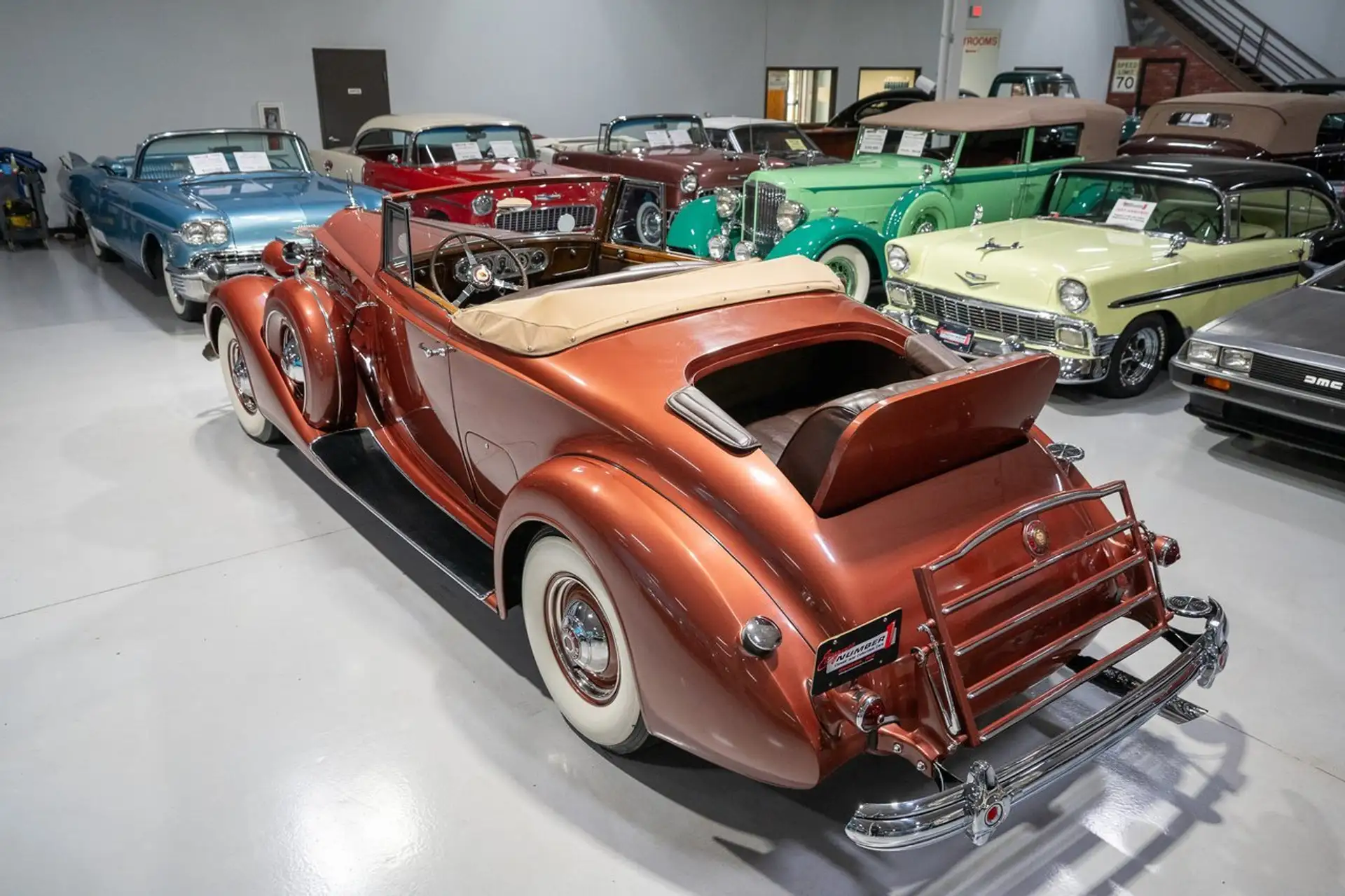 Oldtimer Packard Twelve 1937 레드 사진 8