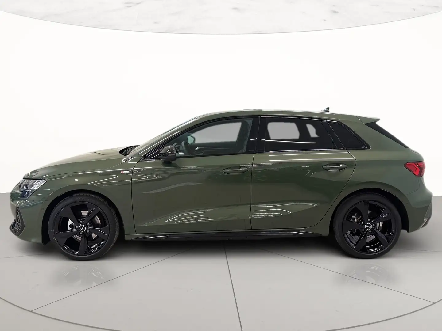 Audi A3 sportback 2.0 tdi s line edition 150cv s-tronic Vert - 2