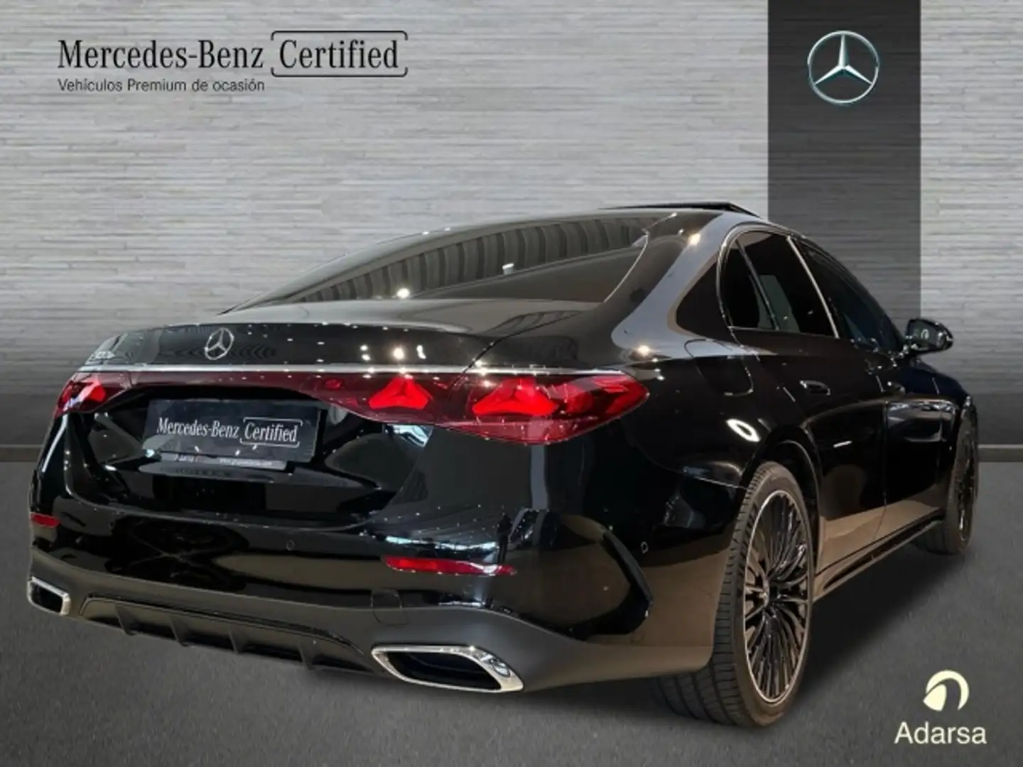 Mercedes-Benz E 300 Noir - 2