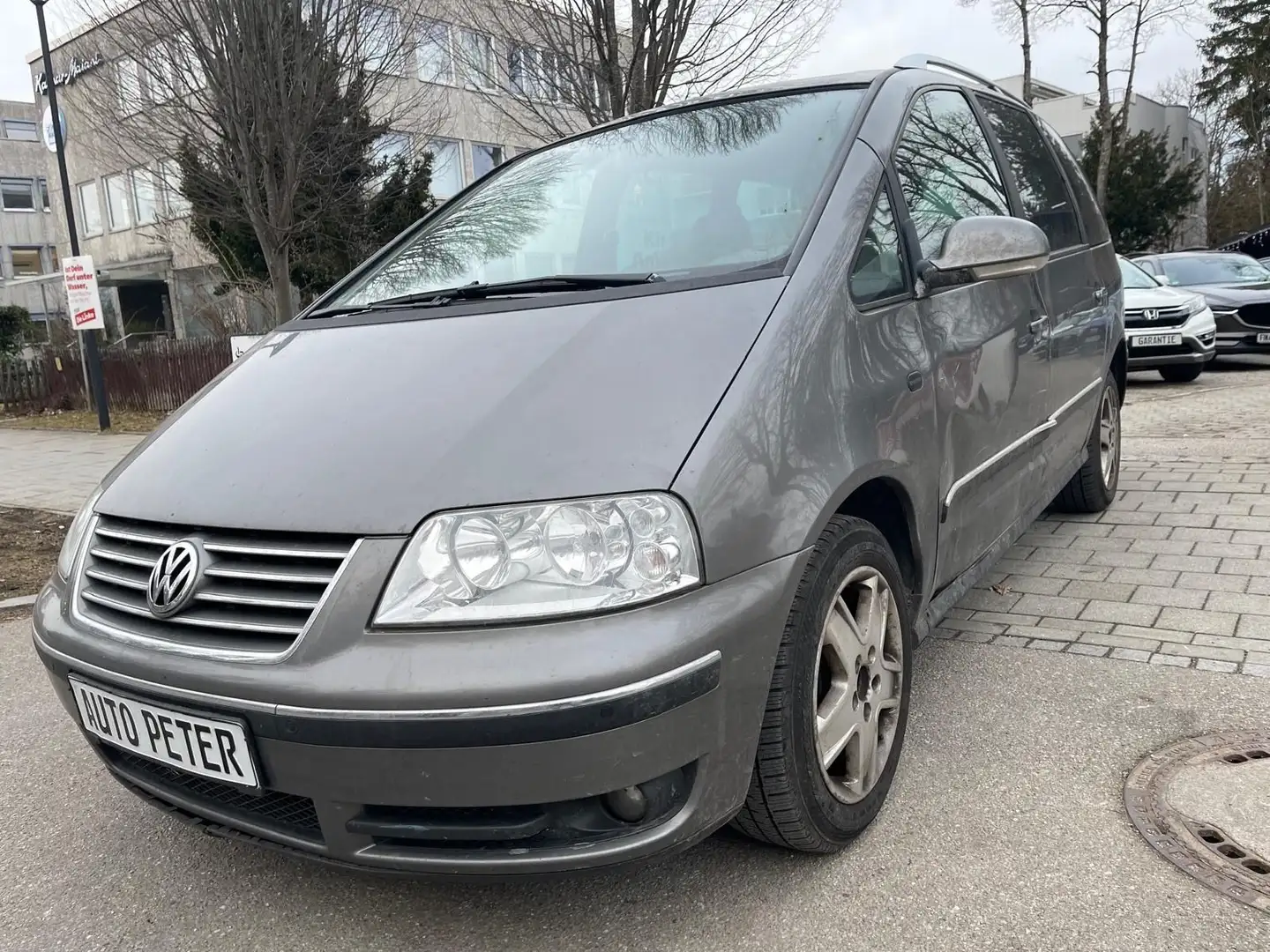 Volkswagen Sharan United 6 Sitzer Gri - 1