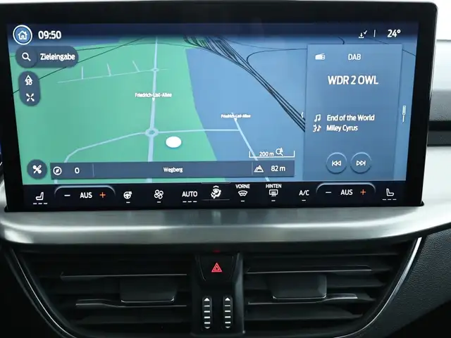 Ford Focus view 12