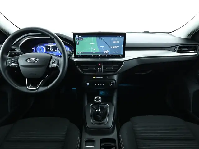 Ford Focus view 9