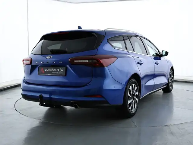 Ford Focus view 5