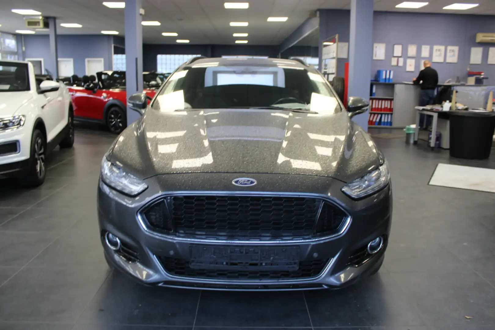 Ford Mondeo Turnier 1.5 EcoBoost ST-Line - 1.HAND - Gris - 2