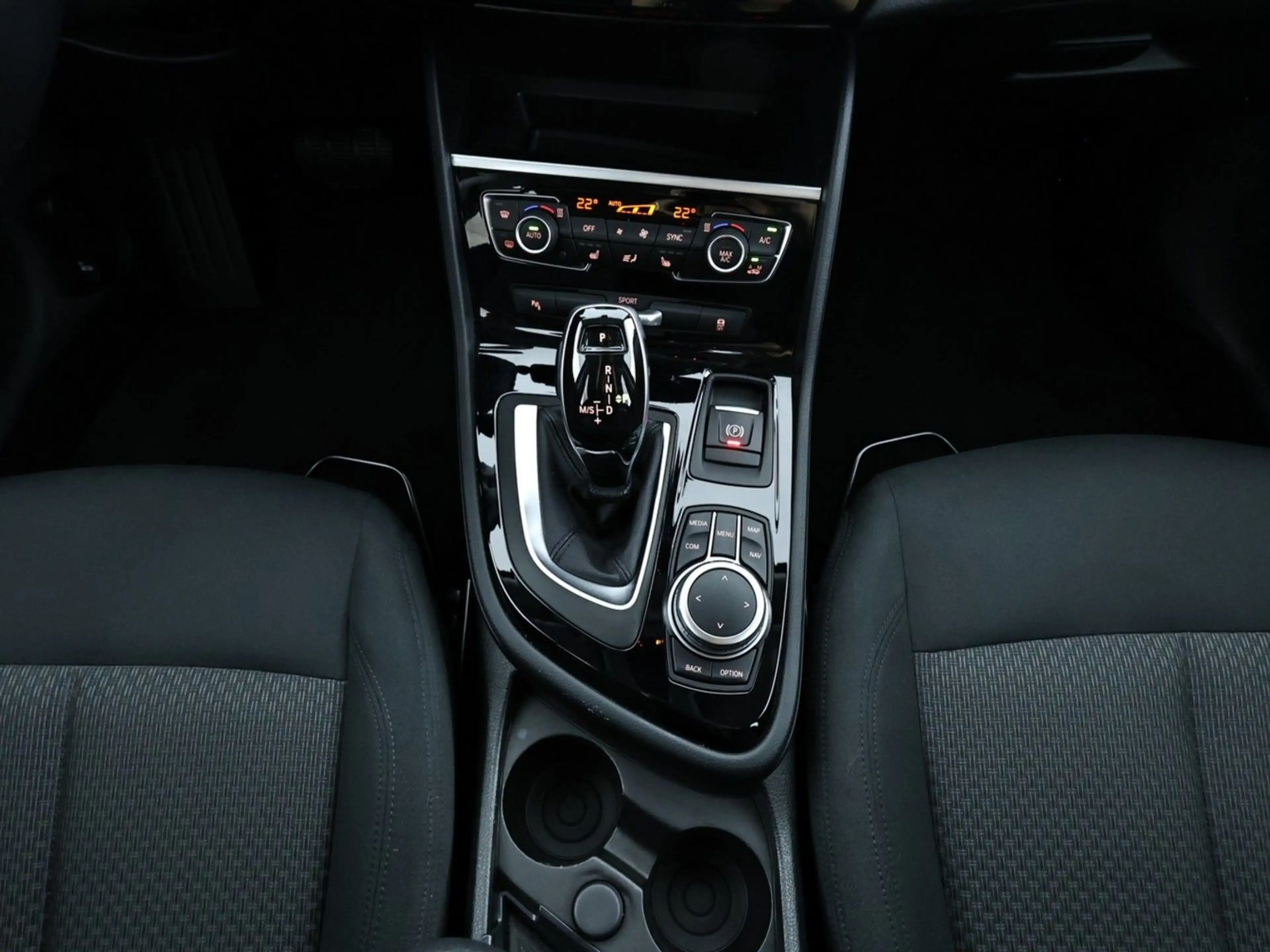 BMW 216 Advant. LED|Navi|PDC|ACC|AHK — photo 13