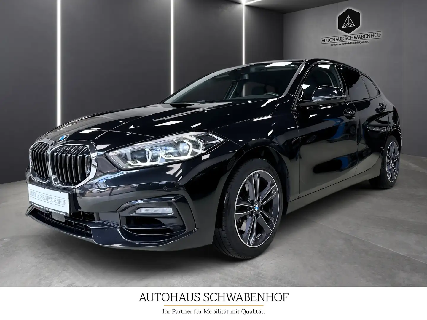 BMW 116 i Sport Line*LED*Navi*PDC*Teilleder*Automatik Schwarz - 1