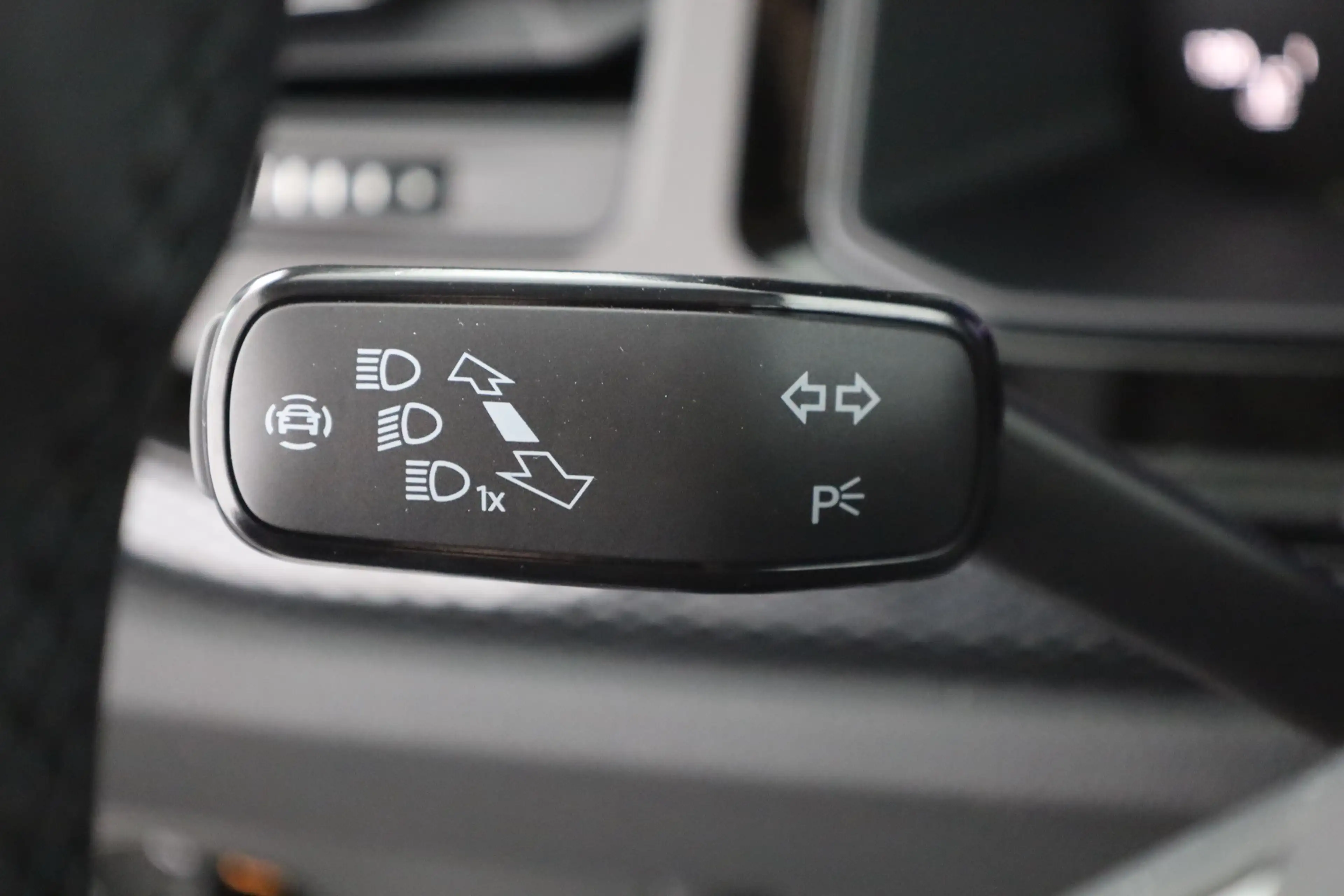 Volkswagen Taigo 1.0 TSI DSG Matrix ACC Kamera — photo 19