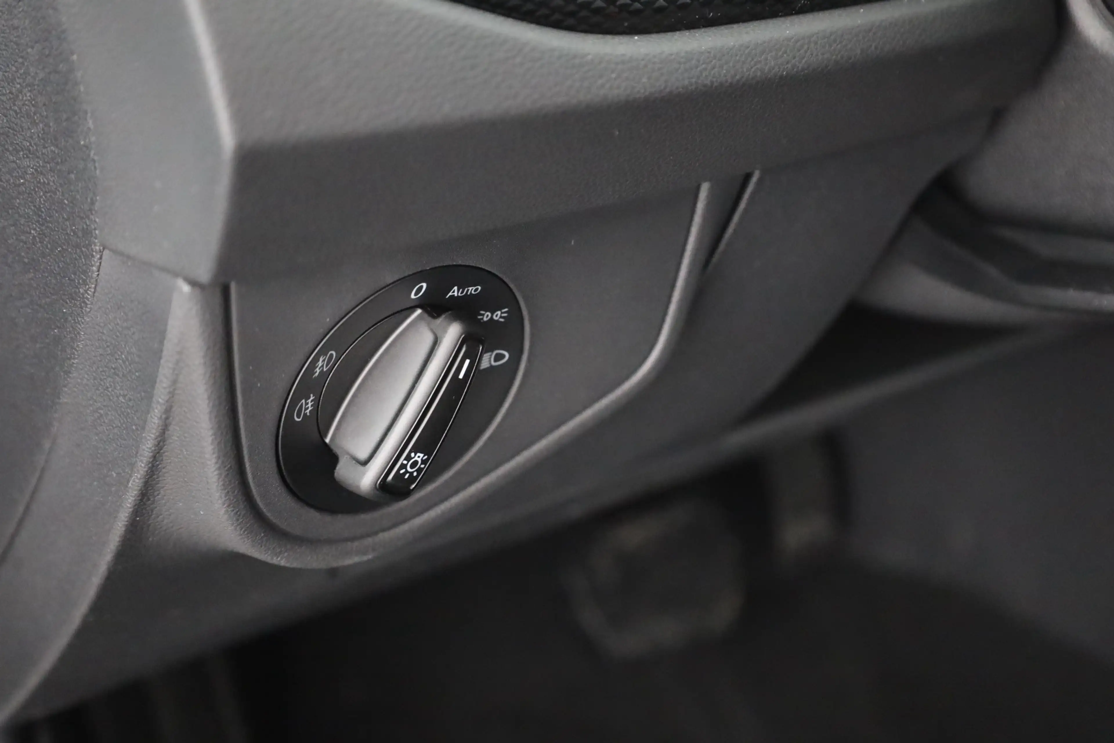 Volkswagen Taigo 1.0 TSI DSG Matrix ACC Kamera — photo 21