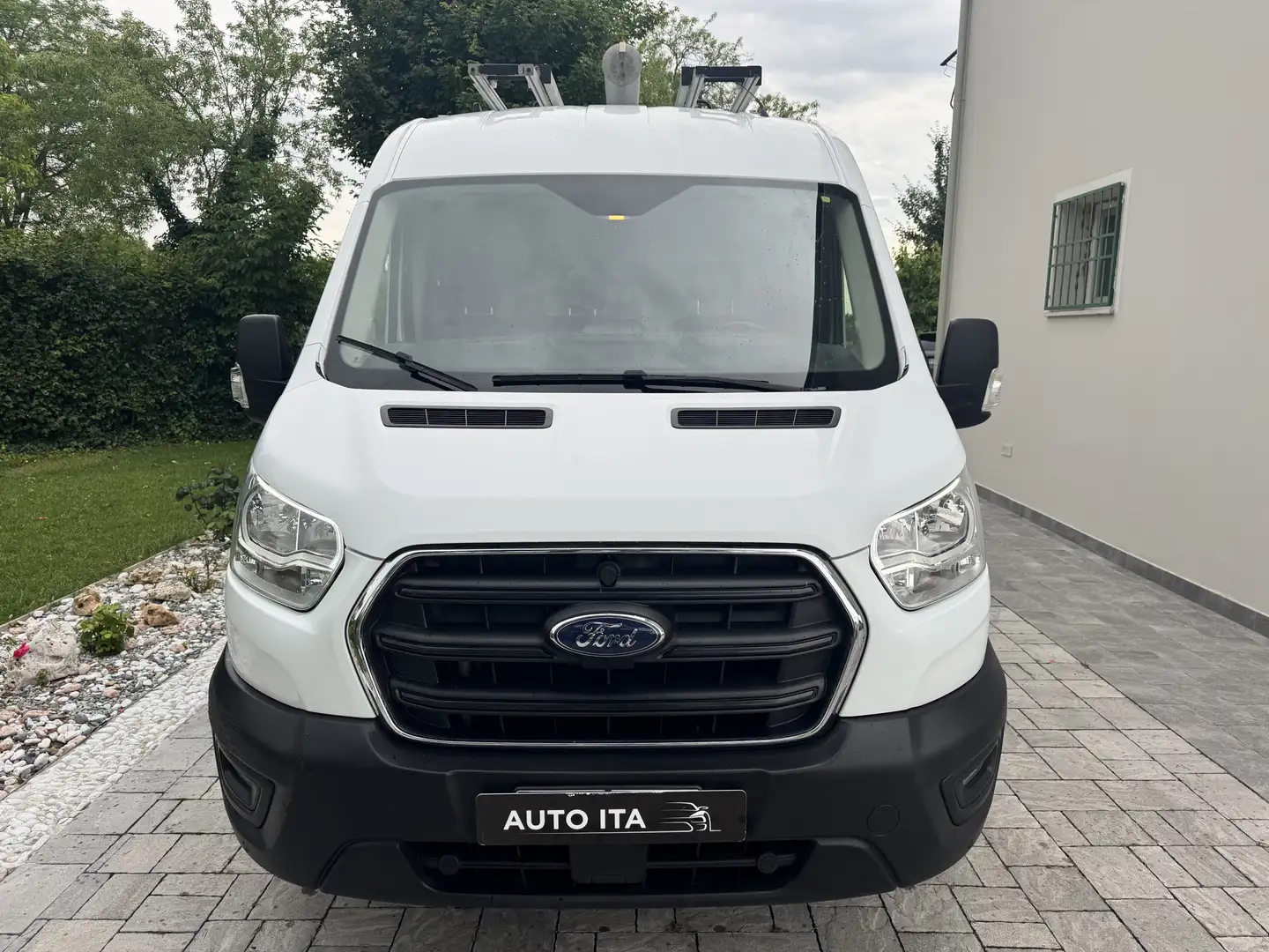 Ford Transit Transit RWD 350 2.0tdci MHEV 130cv trend L2H2 E6.2 Wit - 1