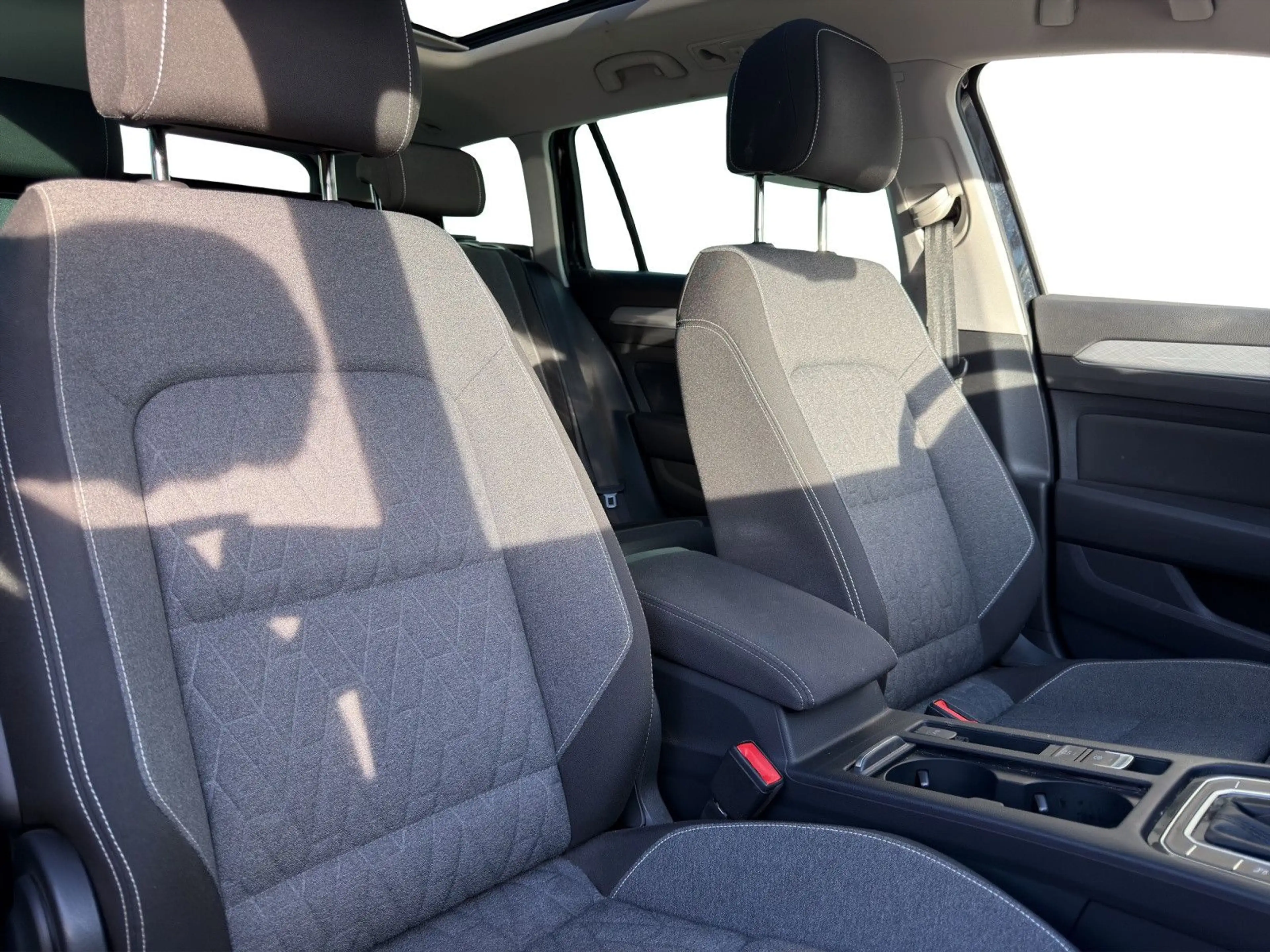 Volkswagen Passat Variant GTE+Pano+ Mwst+ — photo 14