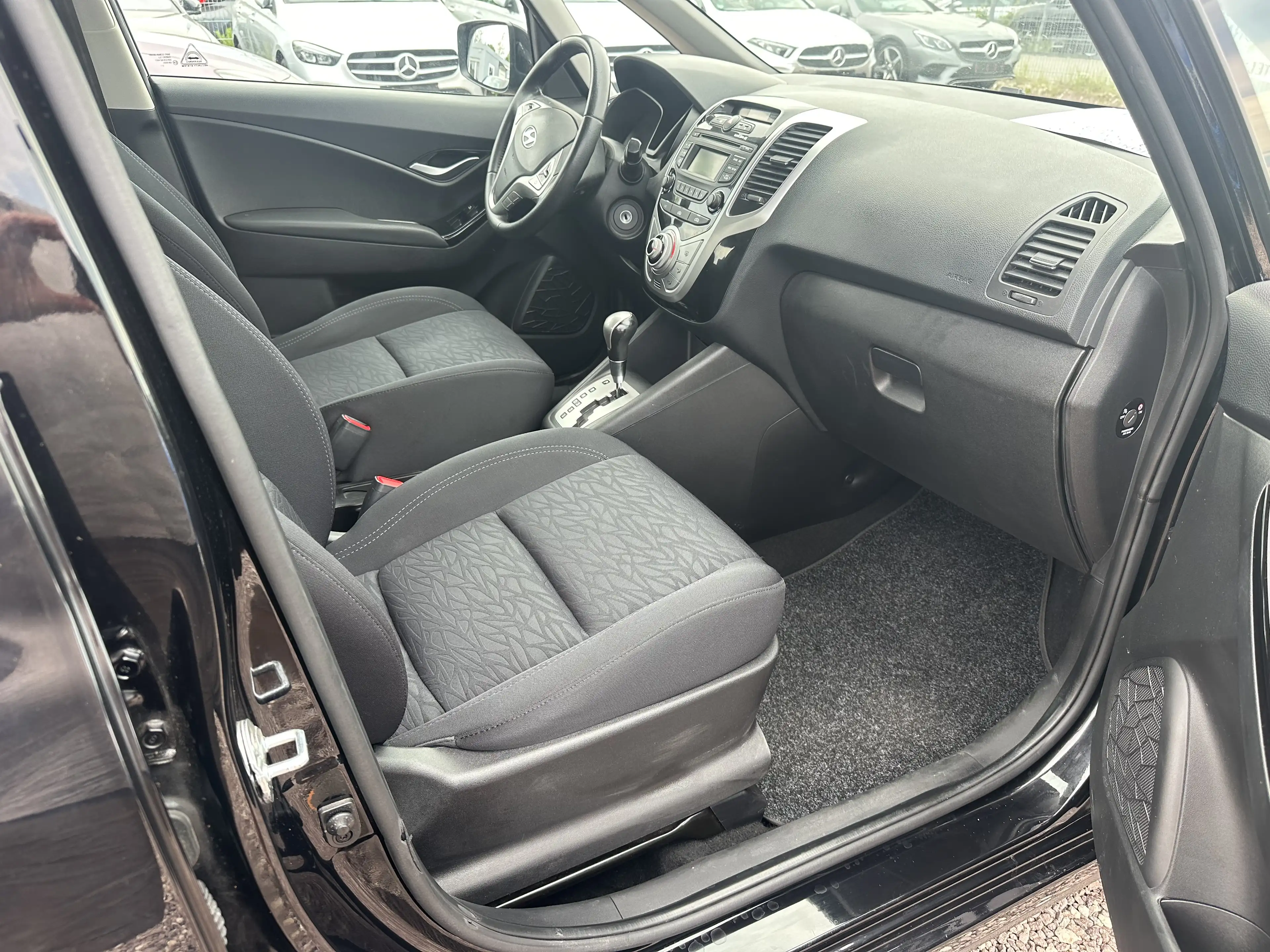 Hyundai iX20 ix20 1.6 Automatik.,Klima.,Neu TUV. — photo 13